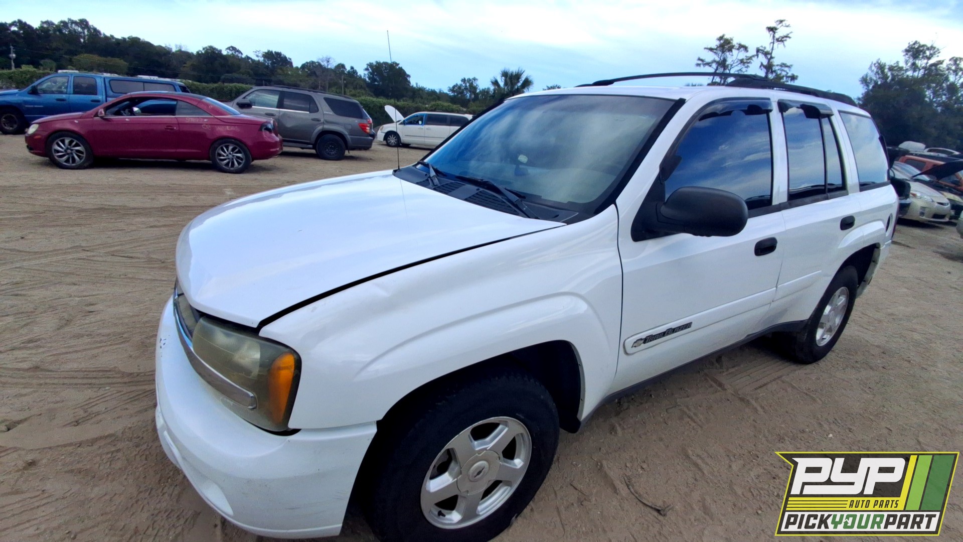 2002 CHEVROLET TRAILBLAZER available for parts
