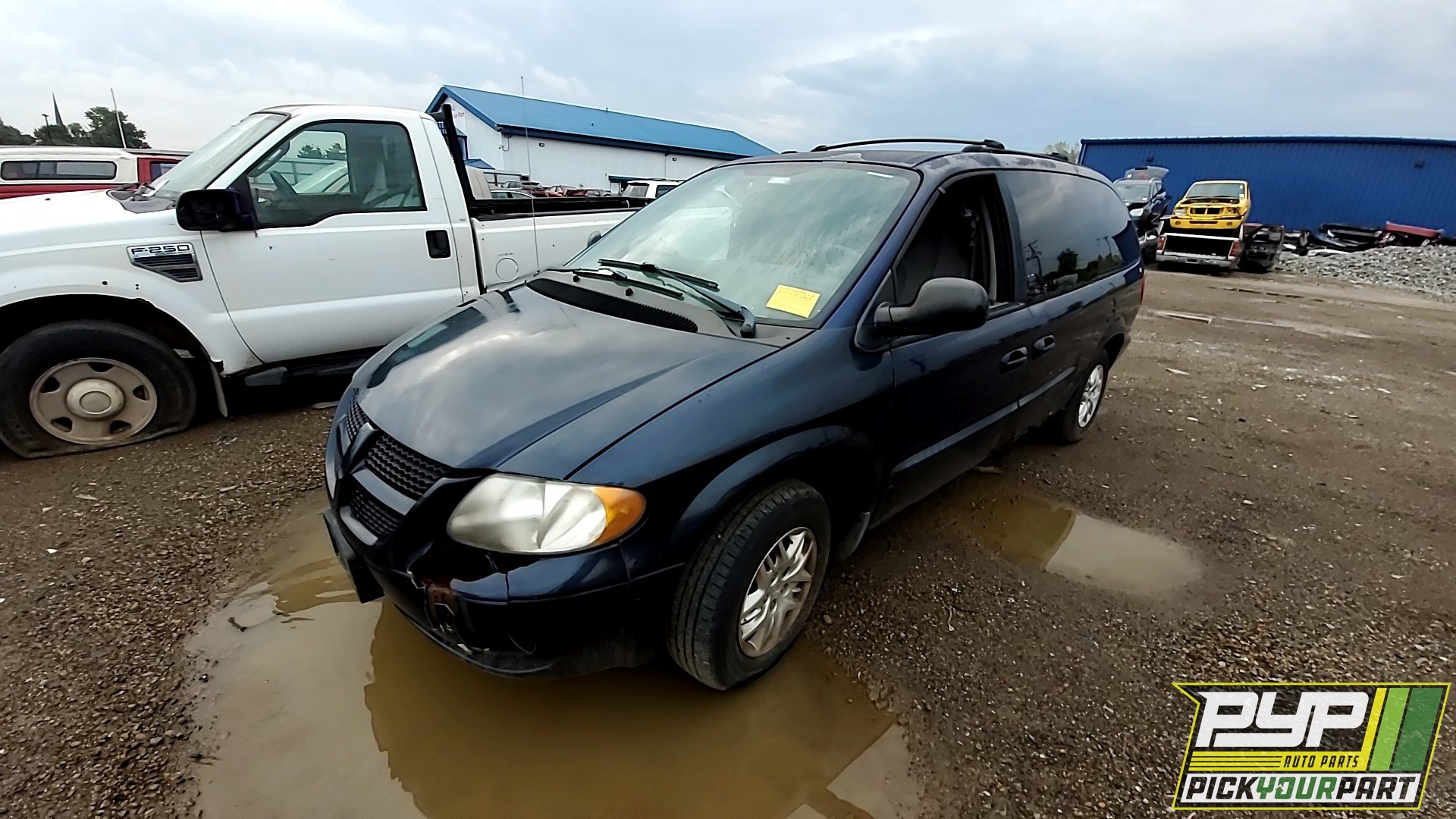 2003 DODGE GRAND CARAVAN available for parts