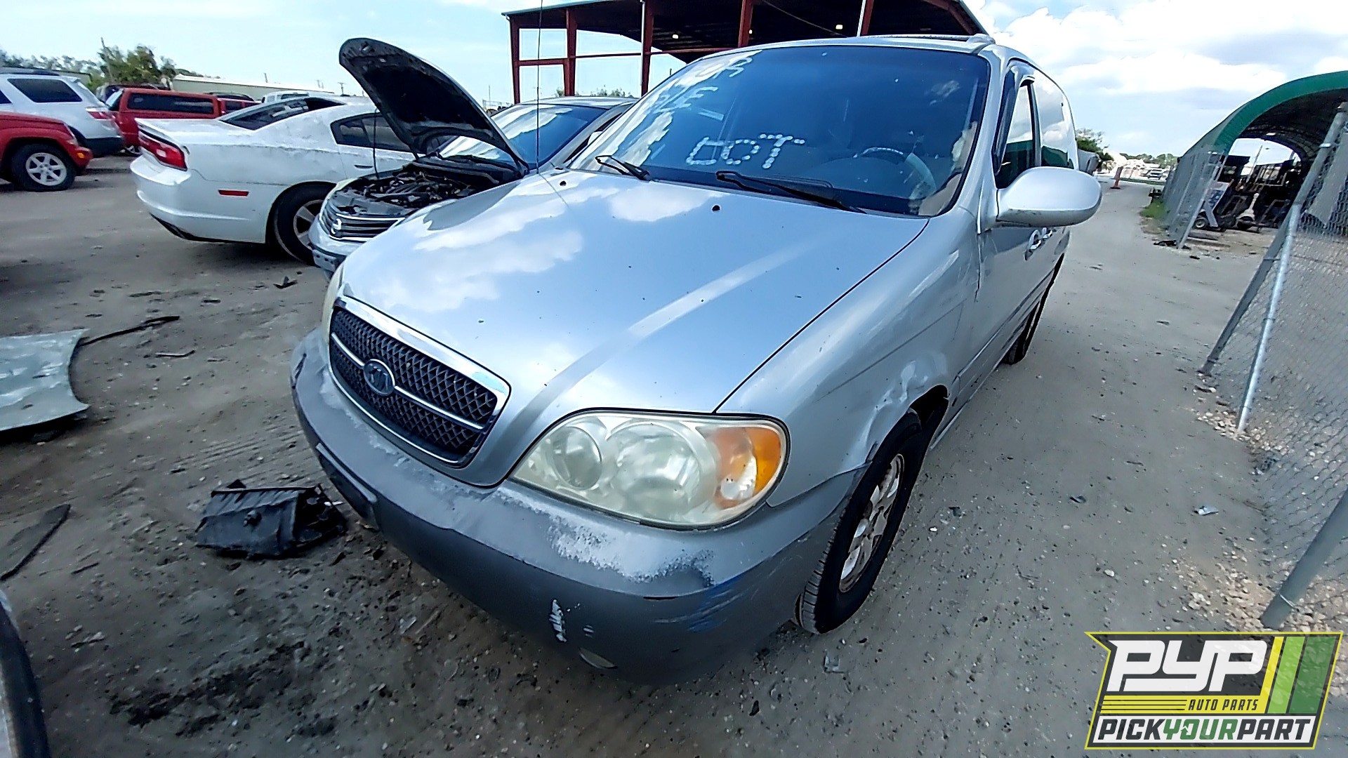 2004 KIA SEDONA partes disponibles
