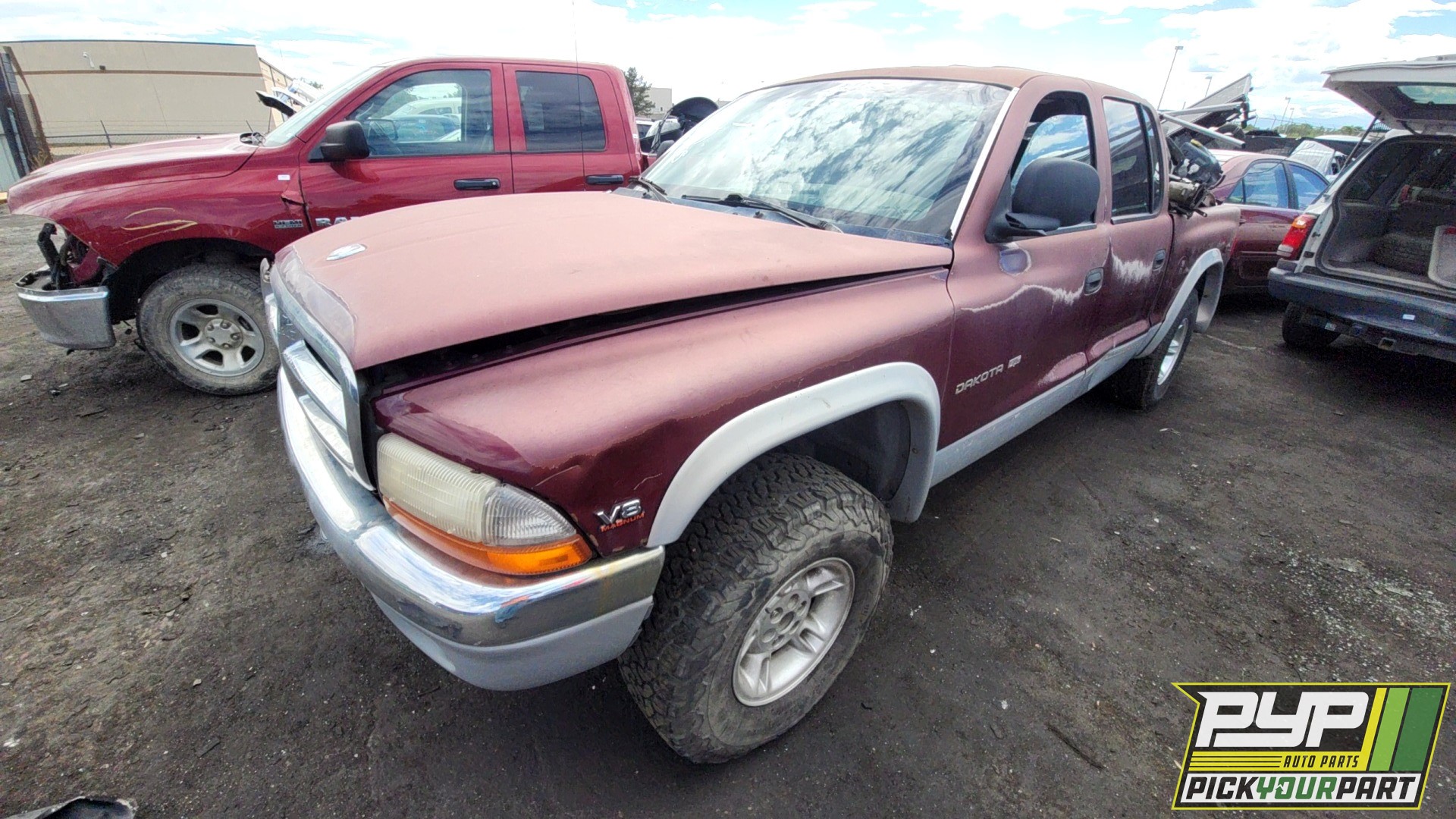 2000 DODGE DAKOTA available for parts