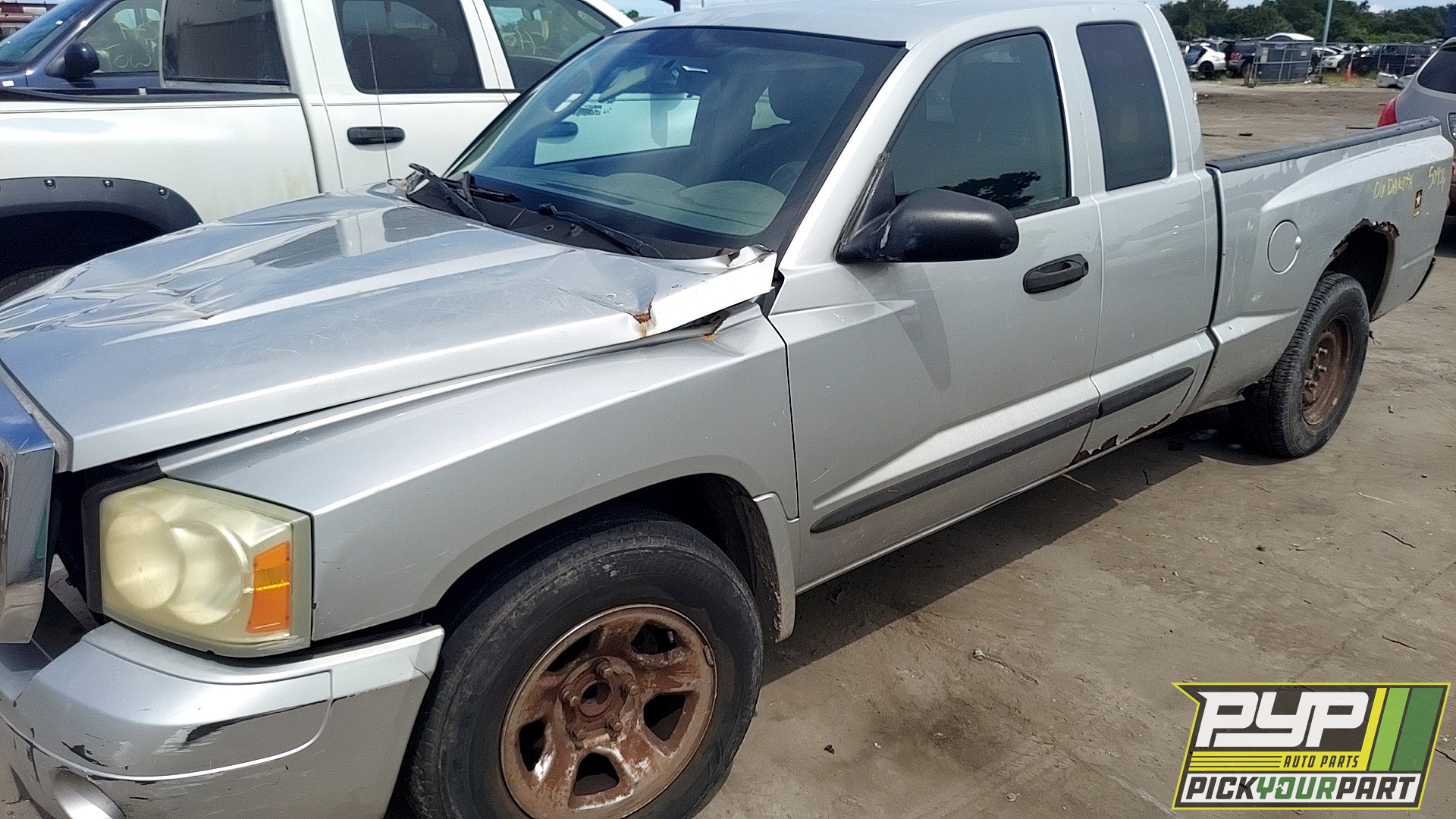 2006 DODGE DAKOTA available for parts