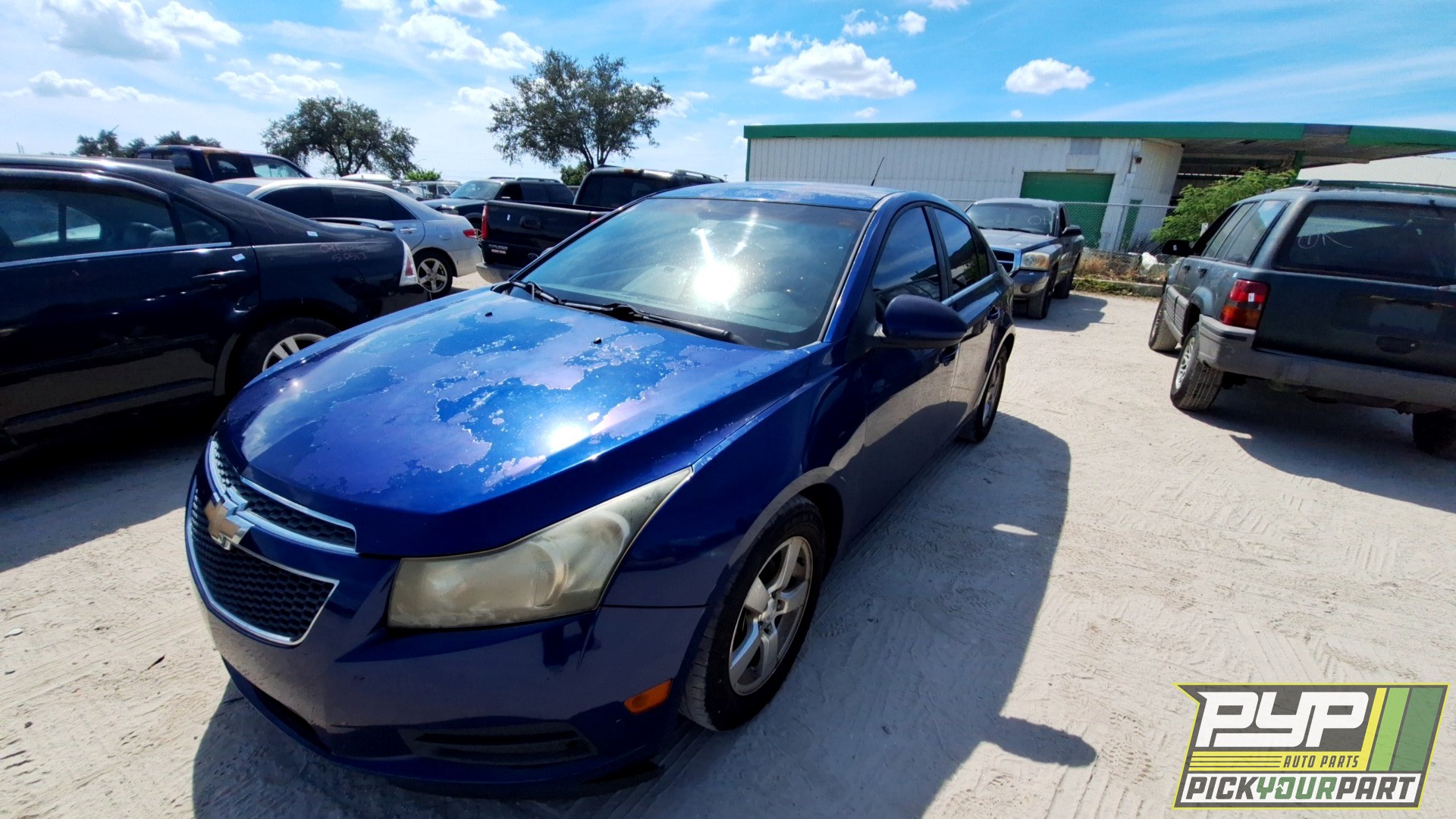 2012 CHEVROLET CRUZE available for parts