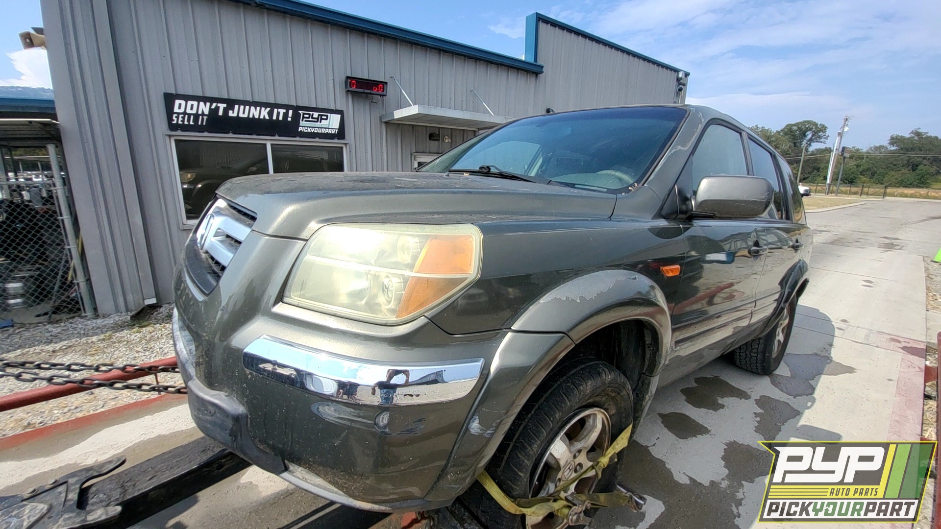 2006 HONDA PILOT available for parts