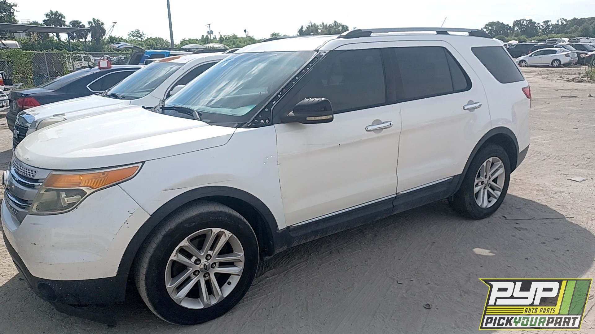 2011 FORD EXPLORER available for parts
