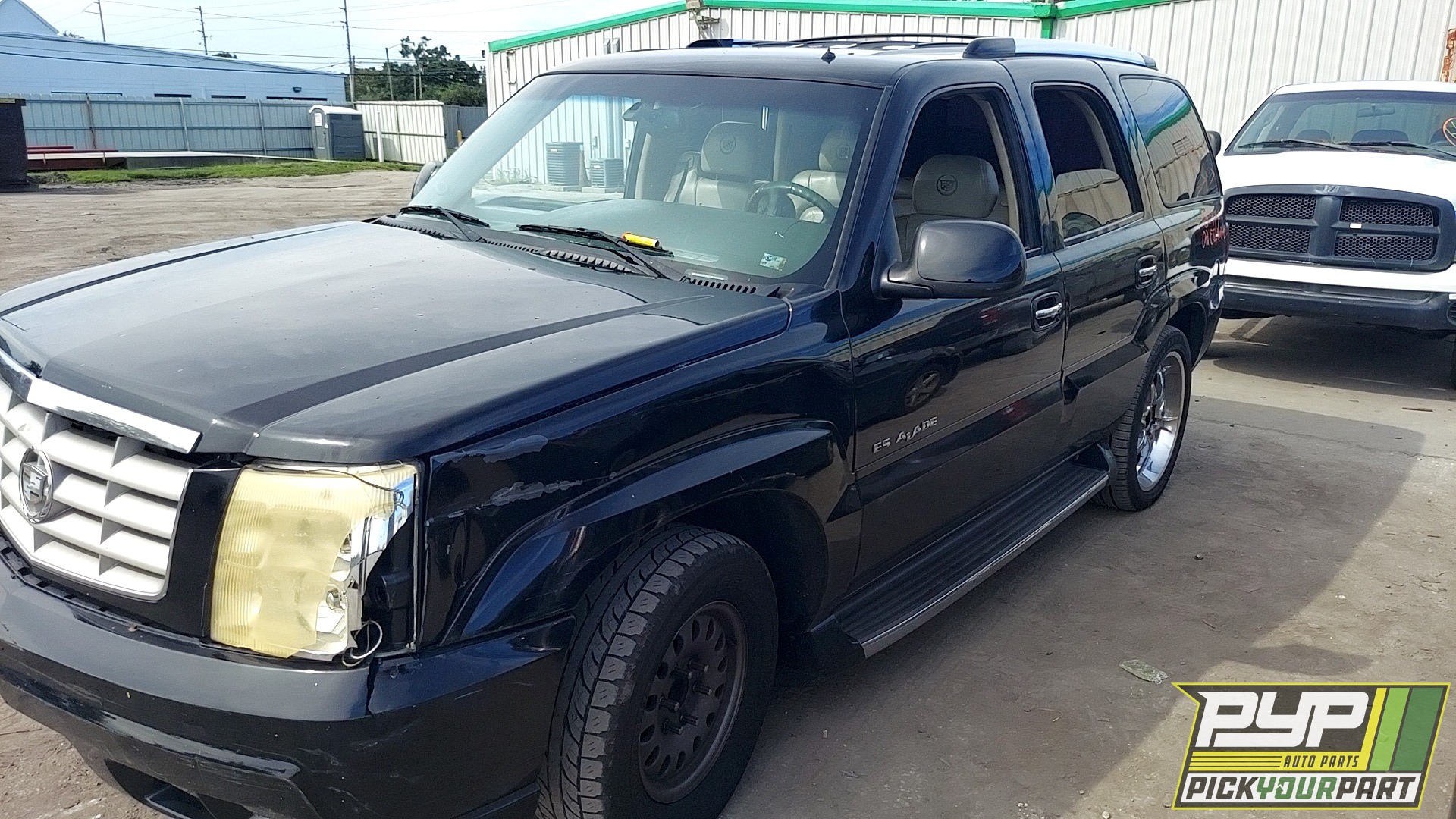 2002 CADILLAC ESCALADE available for parts