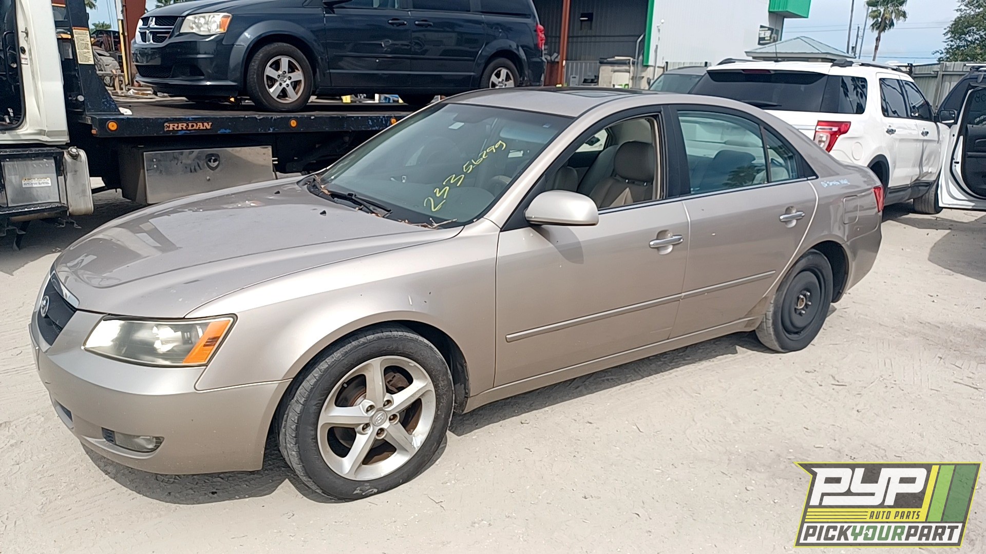 2006 HYUNDAI SONATA available for parts