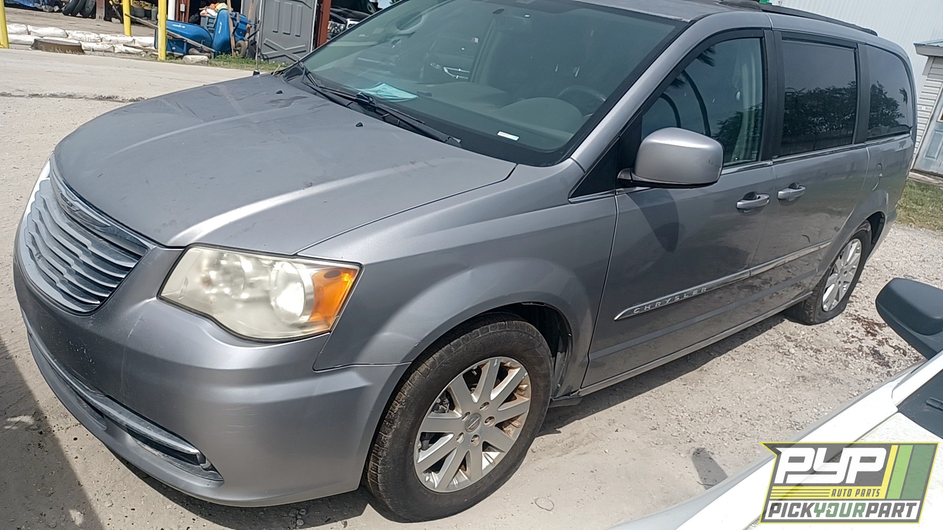 2014 CHRYSLER TOWN & COUNTRY available for parts