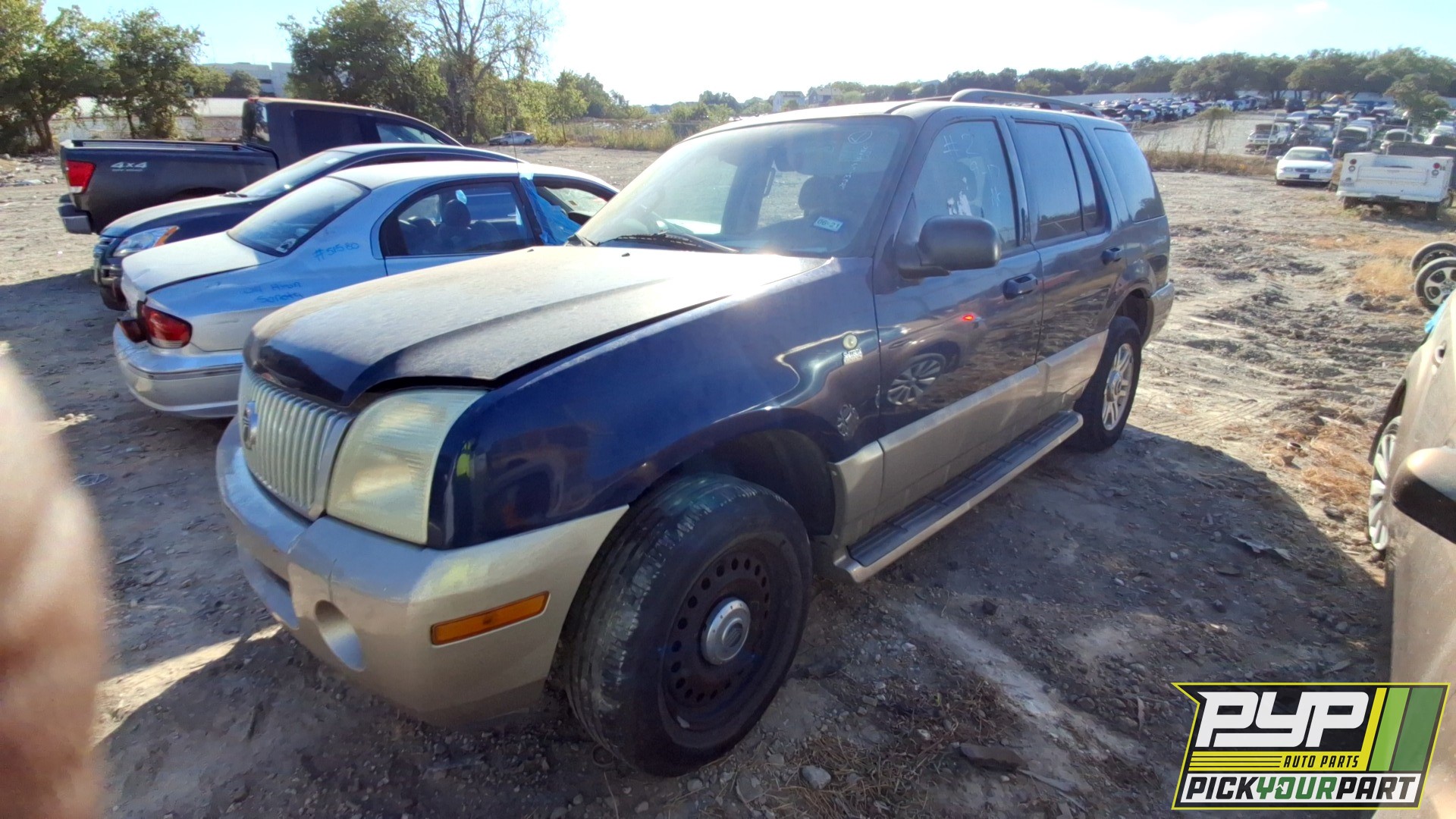 2004 MERCURY MOUNTAINEER available for parts