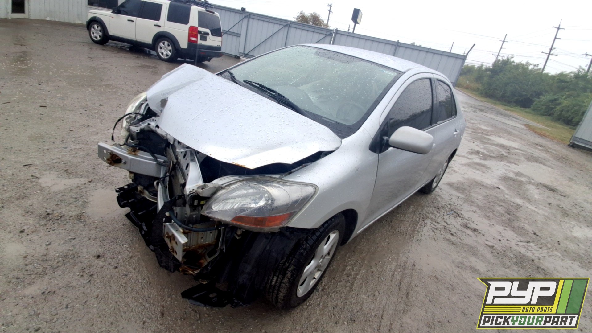 2008 TOYOTA YARIS available for parts