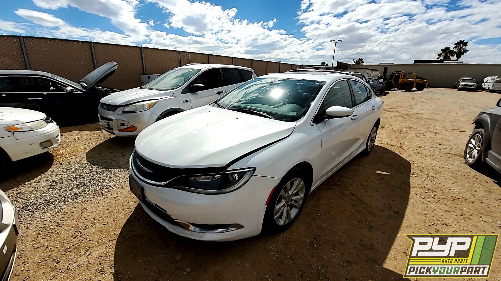 2015 CHRYSLER 200 available for parts