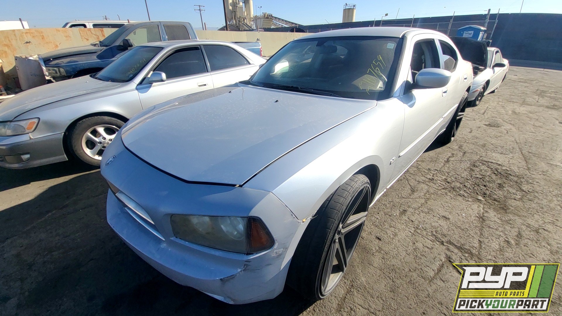 2010 DODGE CHARGER partes disponibles