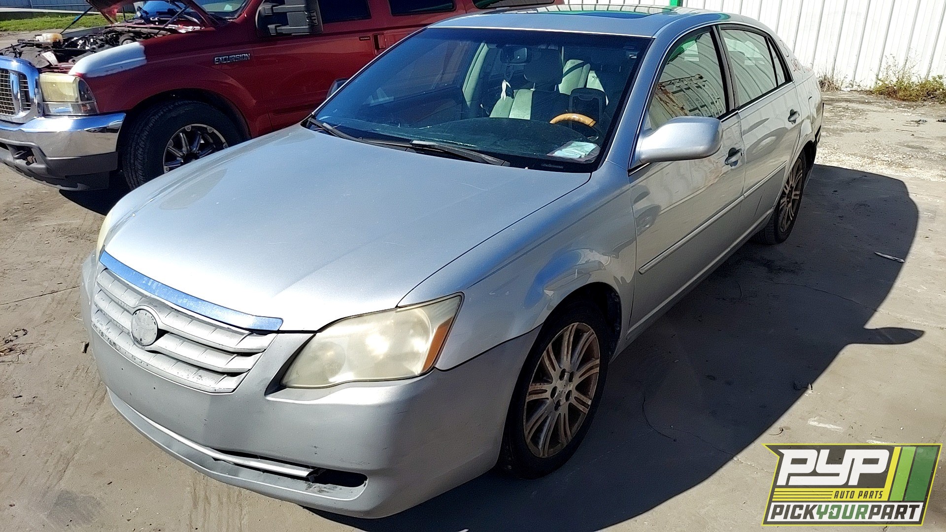 2007 TOYOTA AVALON available for parts