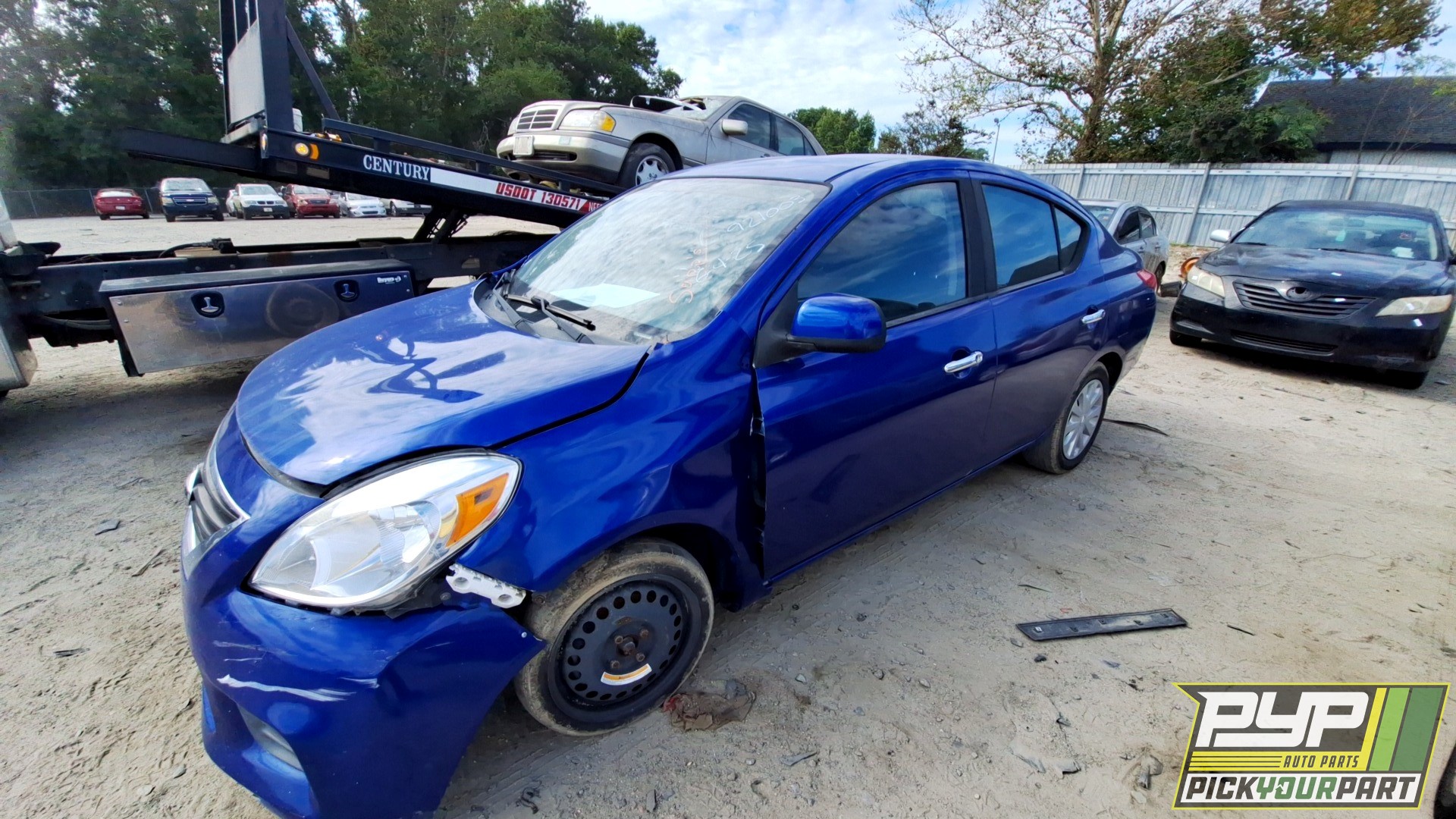 2012 NISSAN VERSA partes disponibles