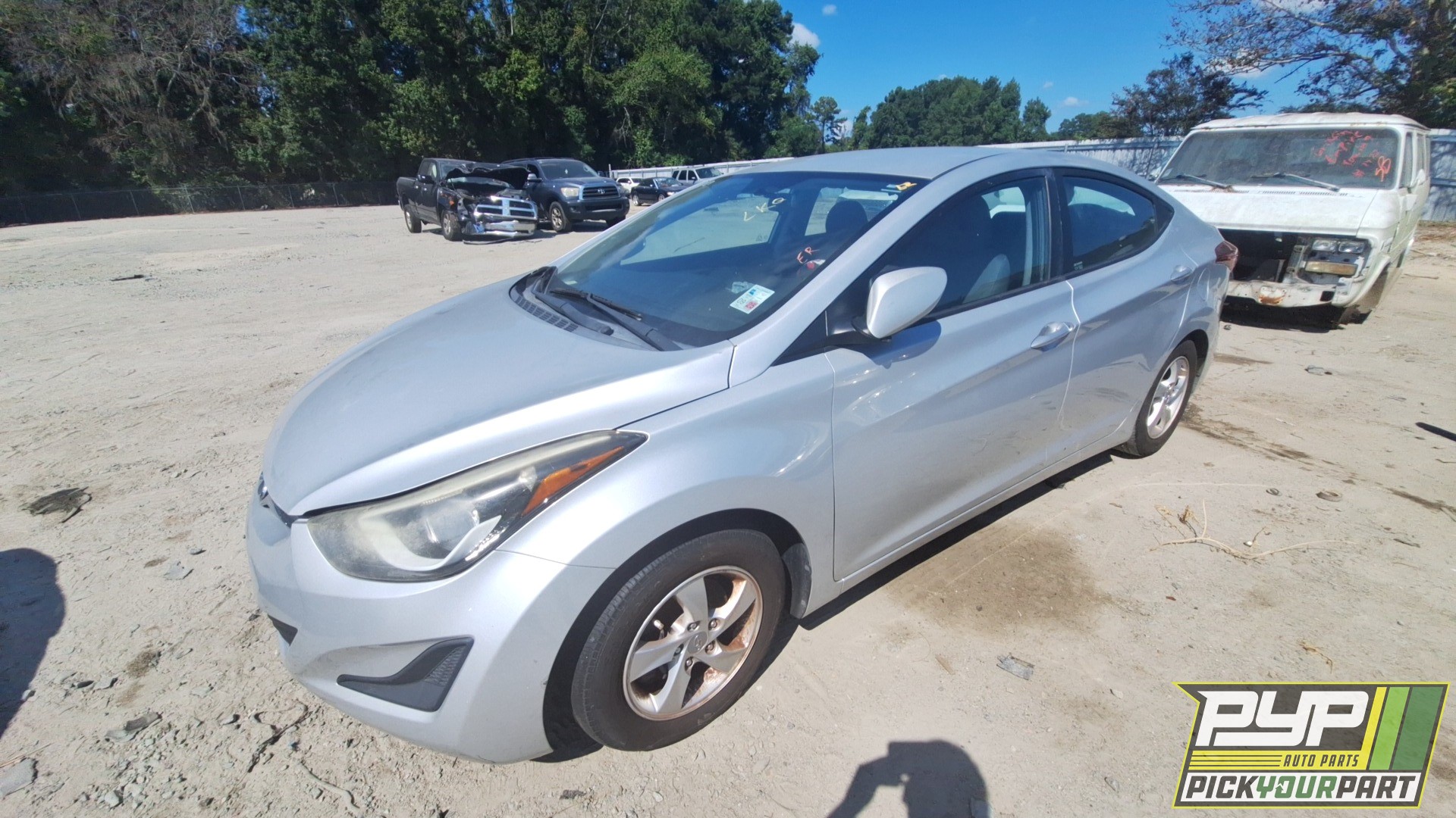 2015 HYUNDAI ELANTRA partes disponibles