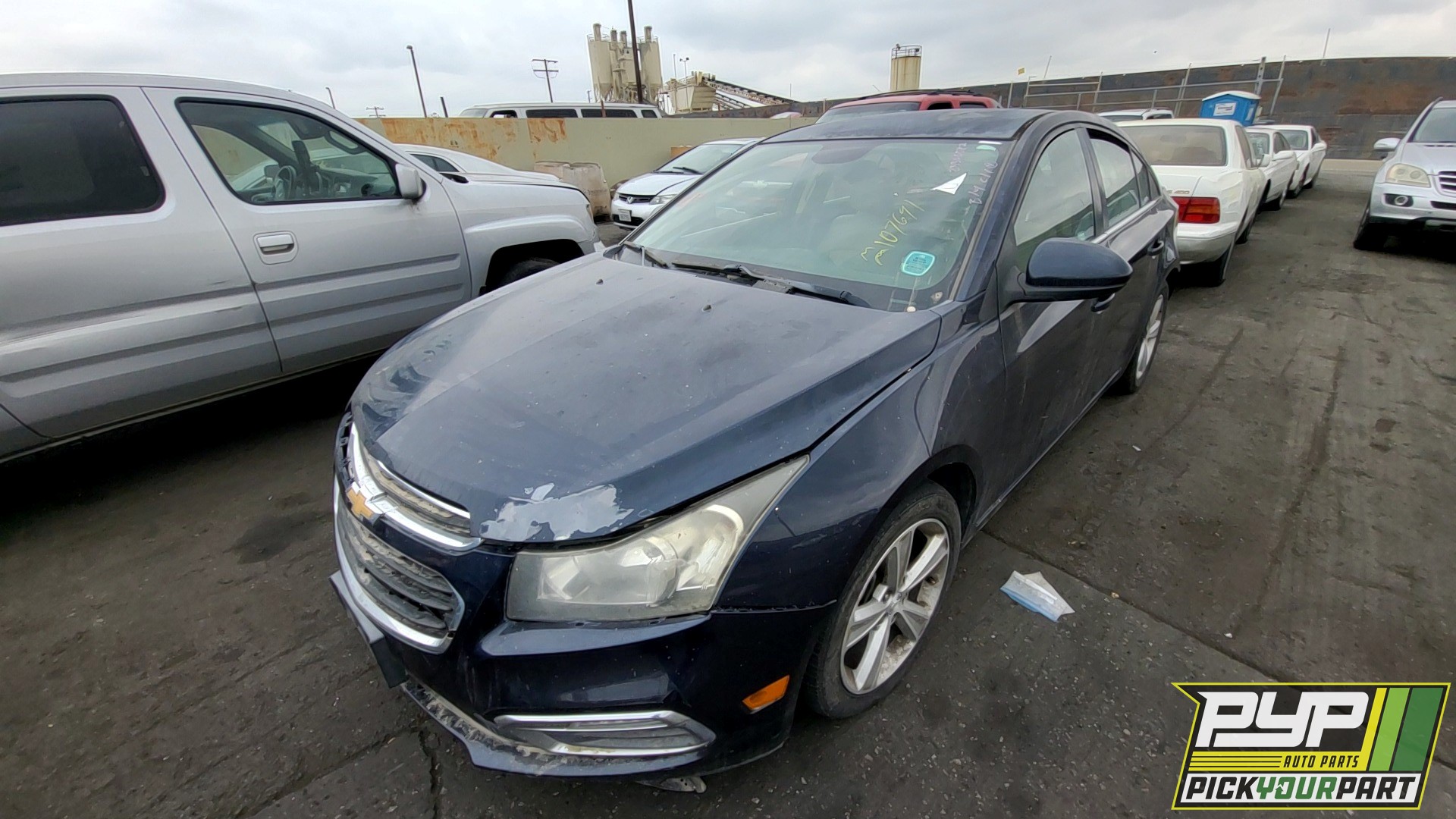 2016 CHEVROLET CRUZE LIMITED available for parts