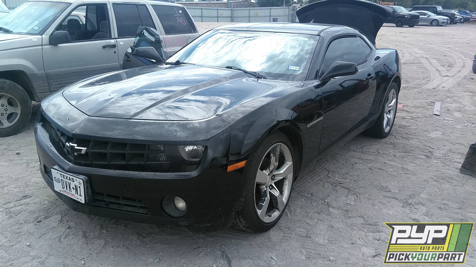 2011 CHEVROLET CAMARO available for parts