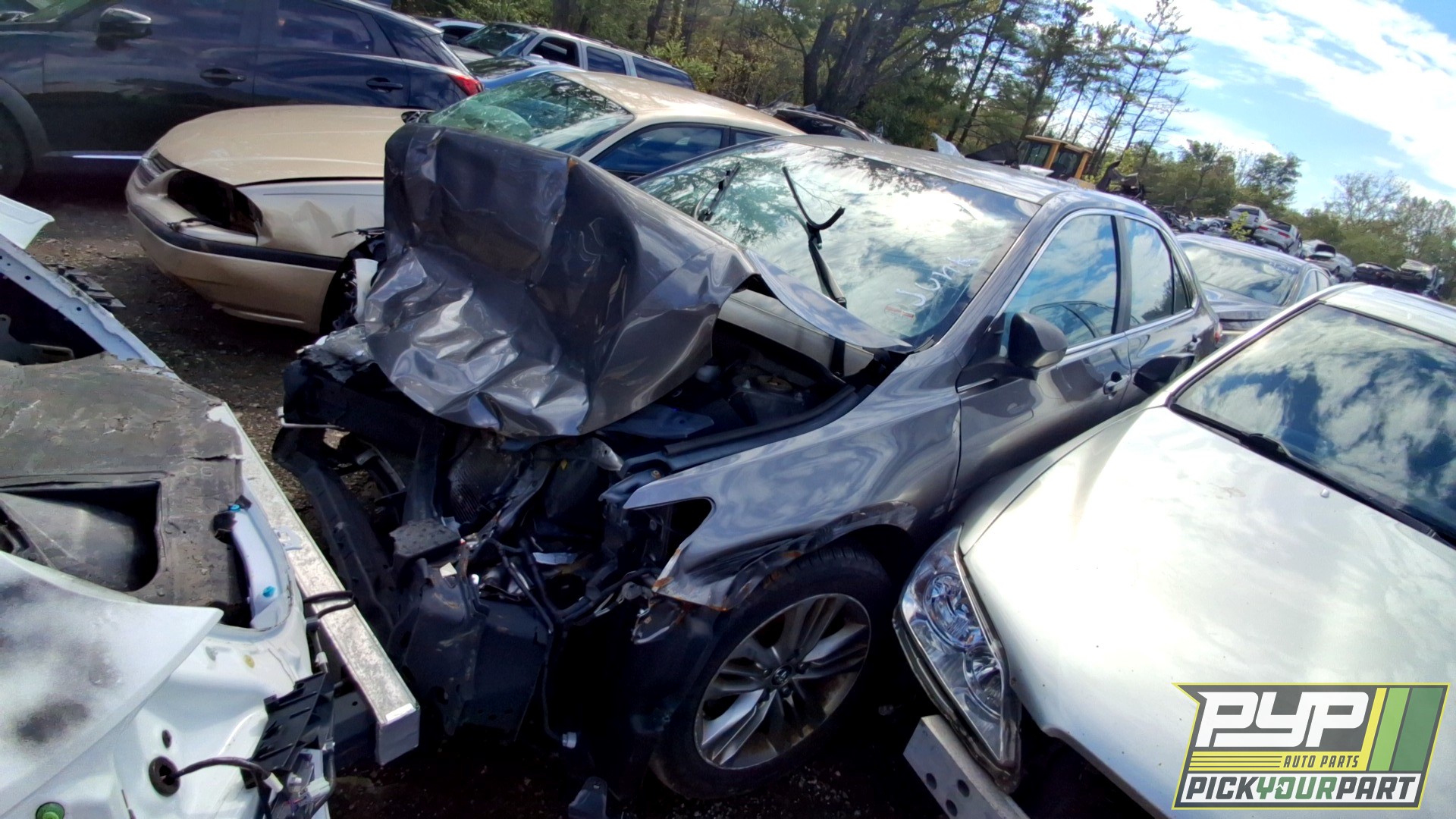 2017 TOYOTA CAMRY available for parts