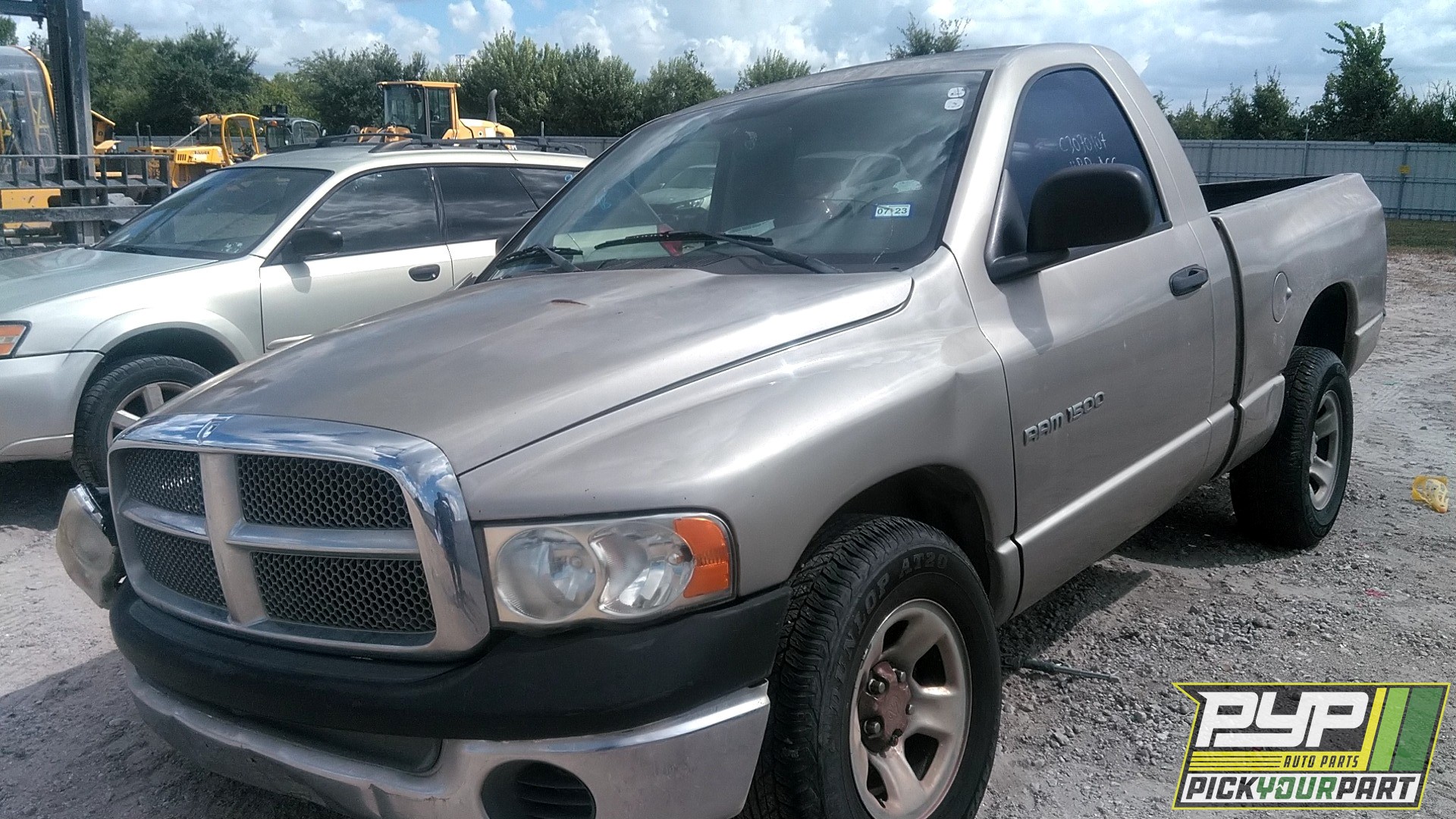 2004 DODGE RAM 1500 available for parts