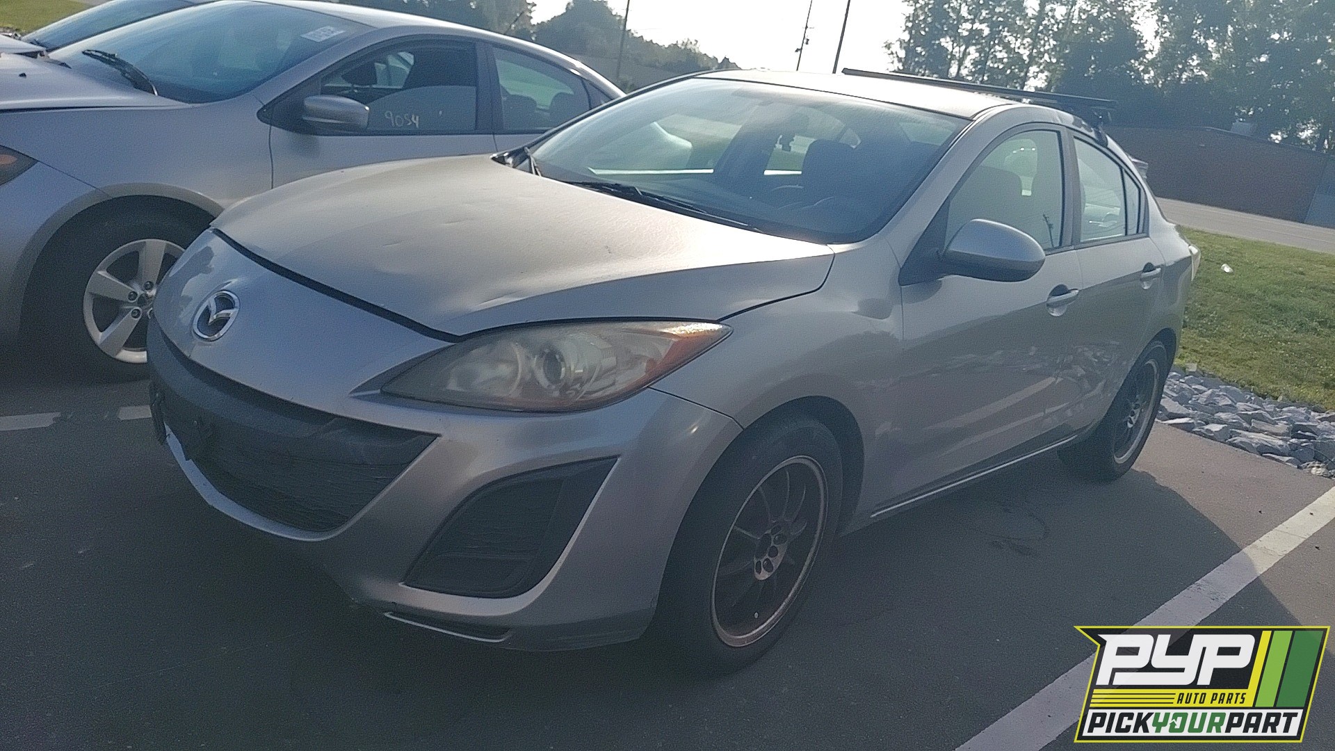 2011 MAZDA 3 available for parts