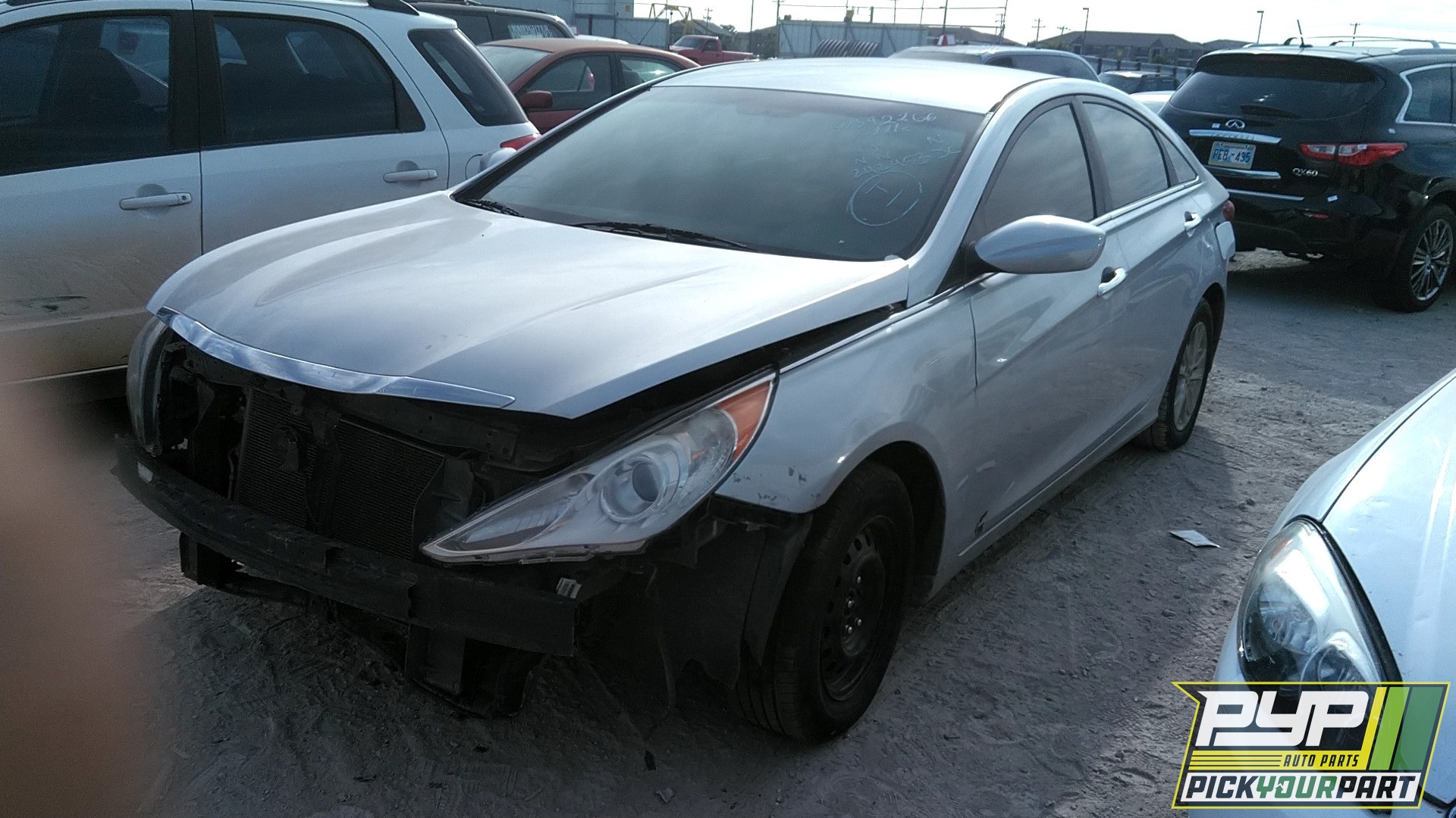 2013 HYUNDAI SONATA available for parts