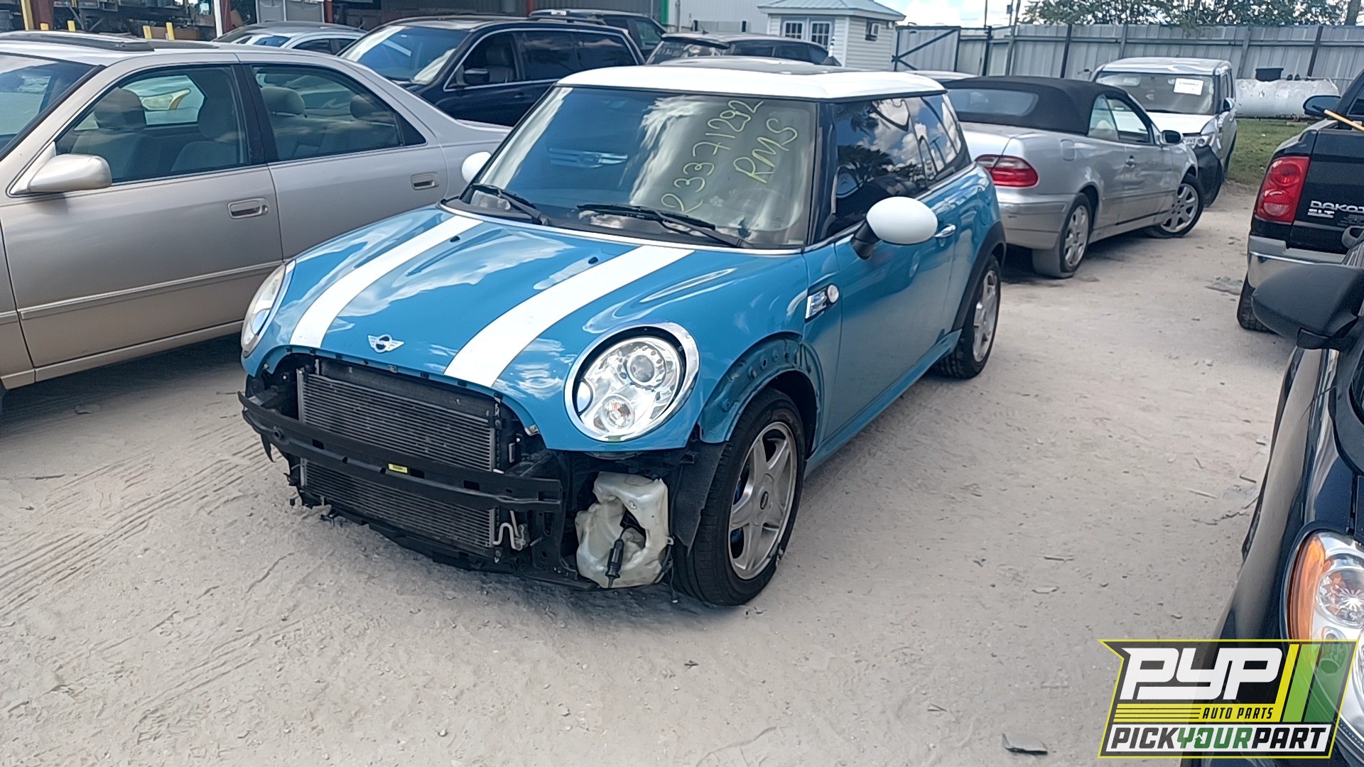 2008 MINI COOPER partes disponibles