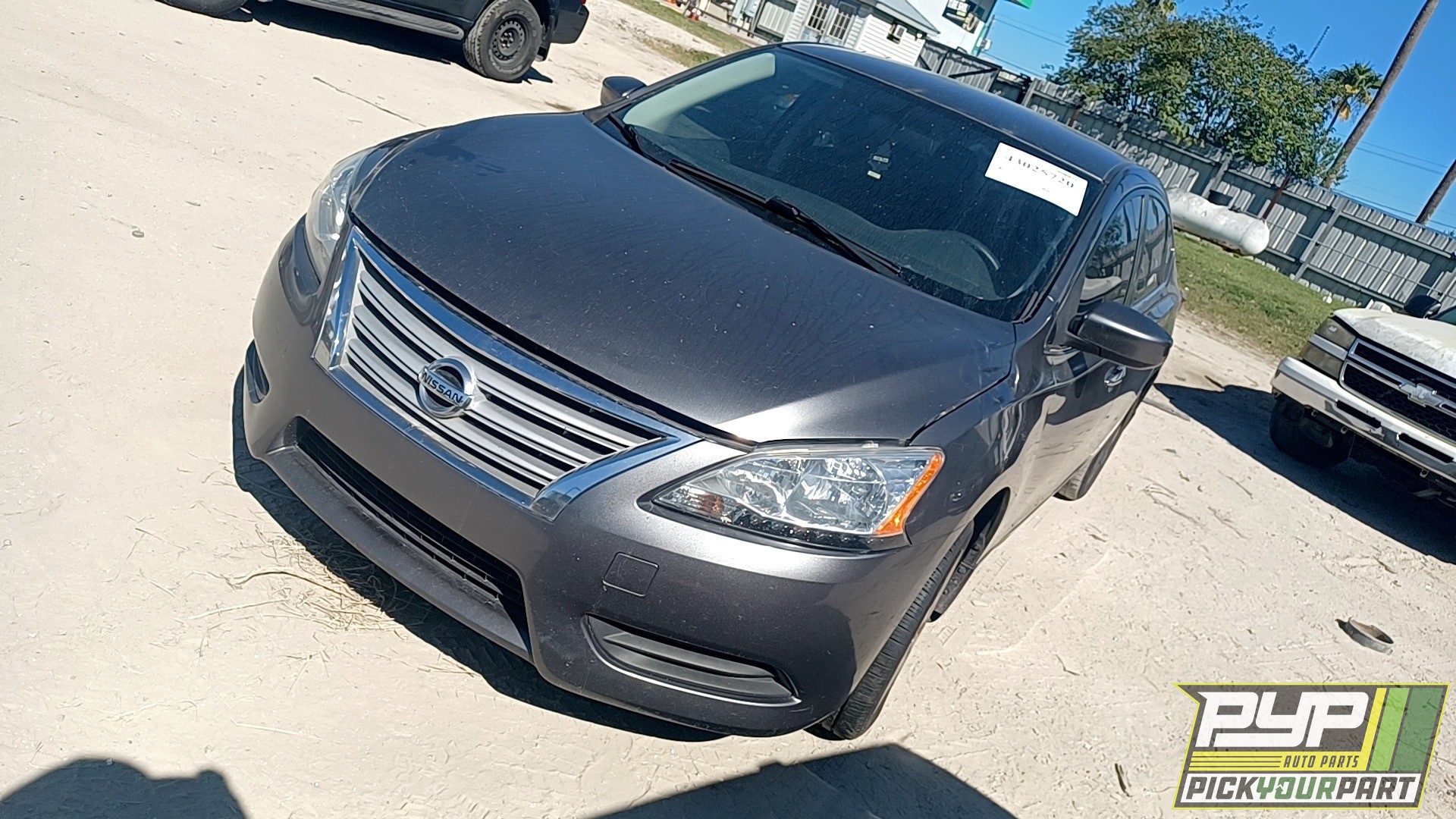 2015 NISSAN SENTRA partes disponibles