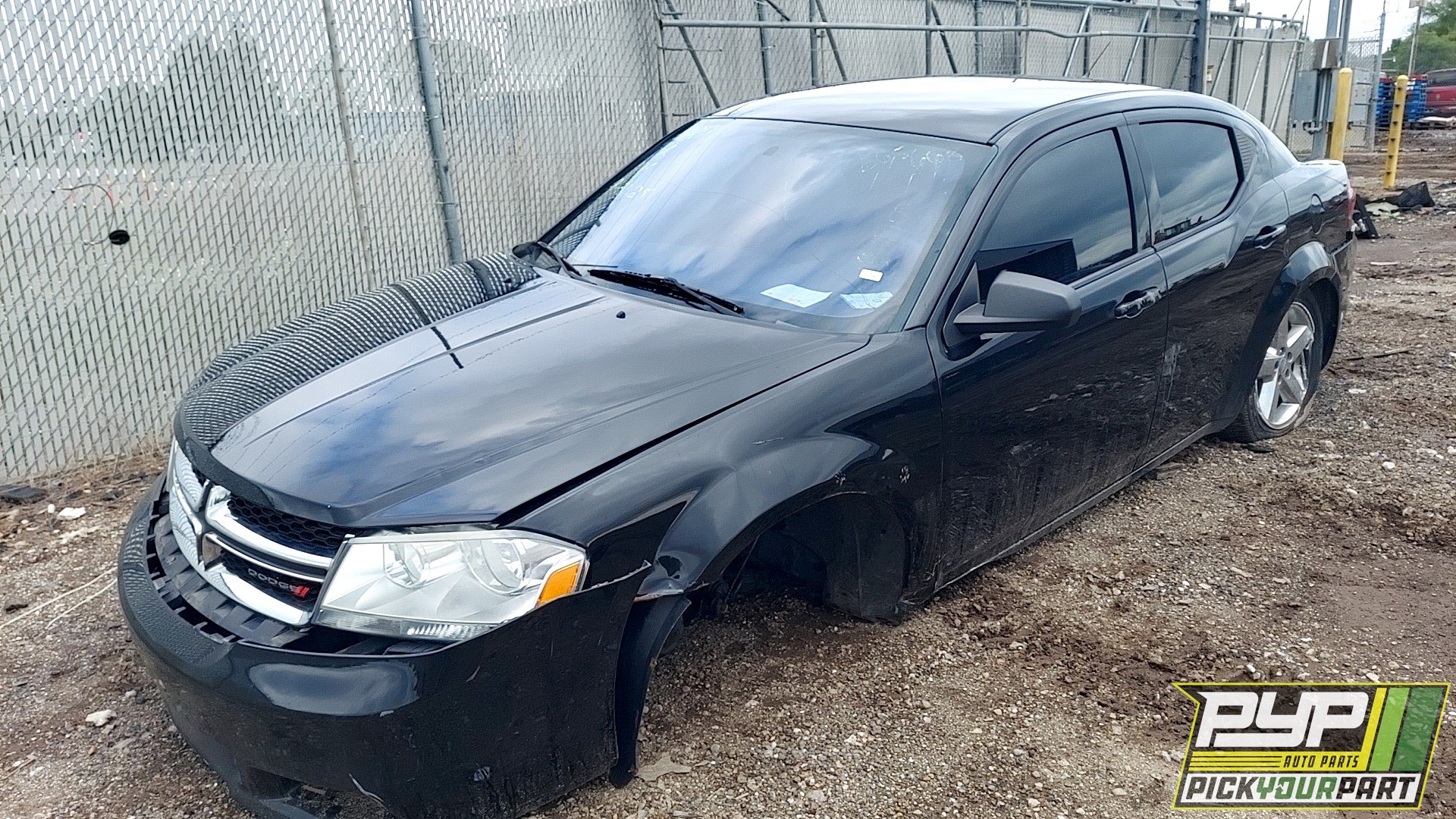 2013 DODGE AVENGER available for parts