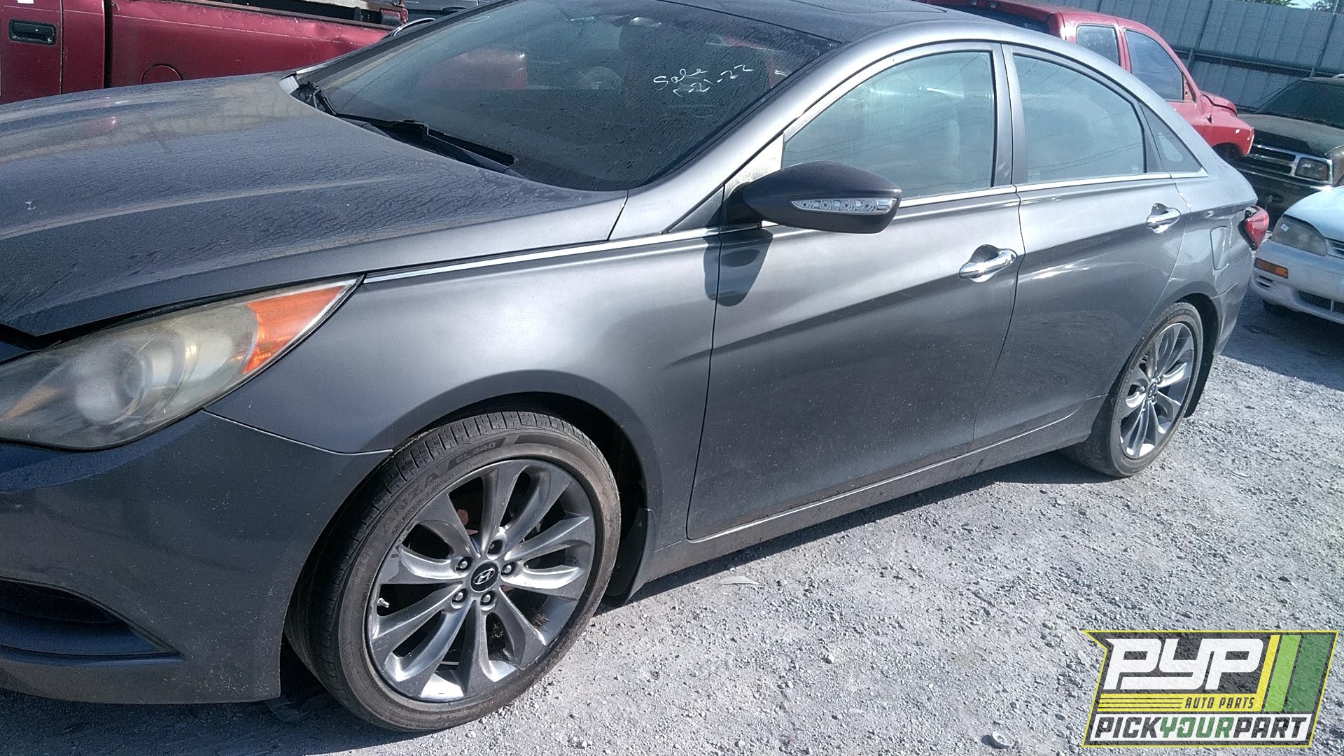 2011 HYUNDAI SONATA available for parts