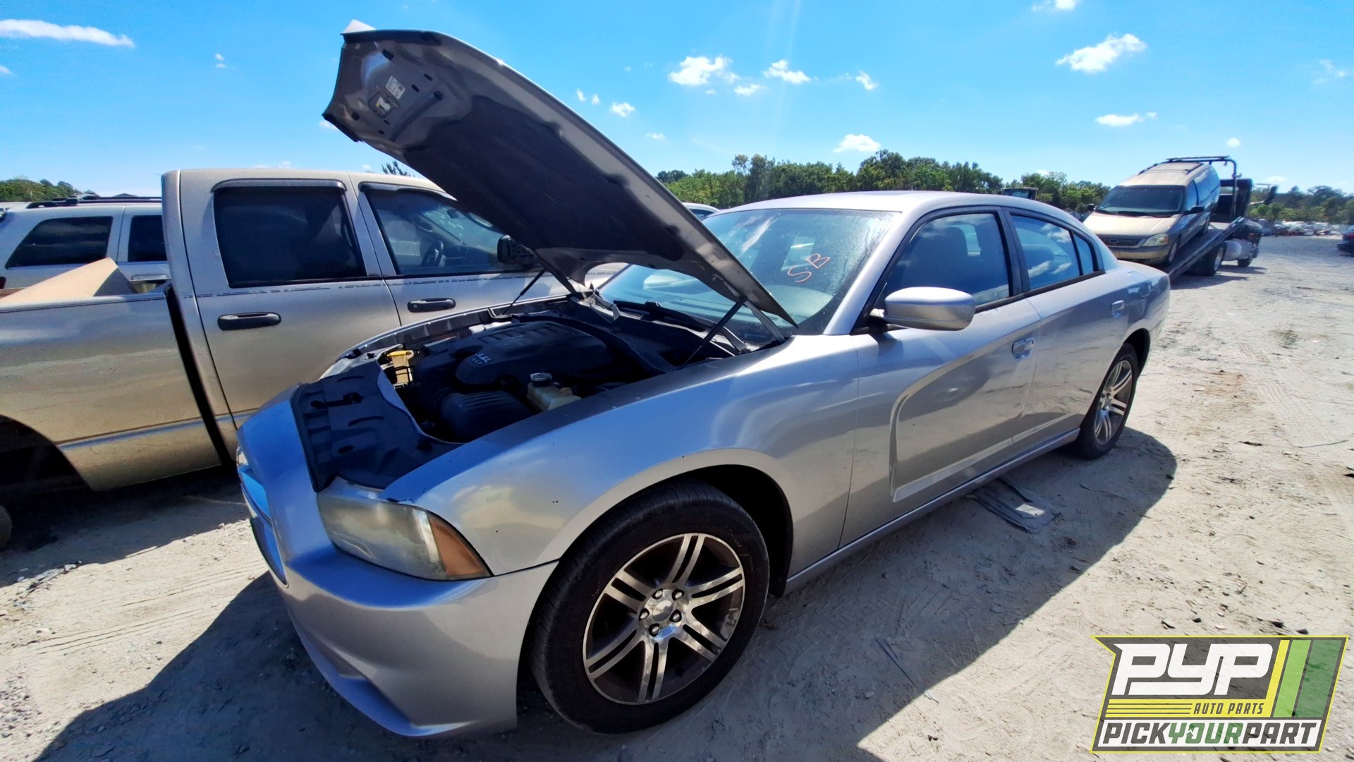 2014 DODGE CHARGER partes disponibles