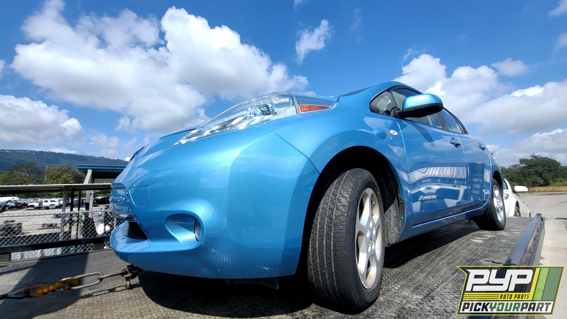 2011 NISSAN LEAF partes disponibles