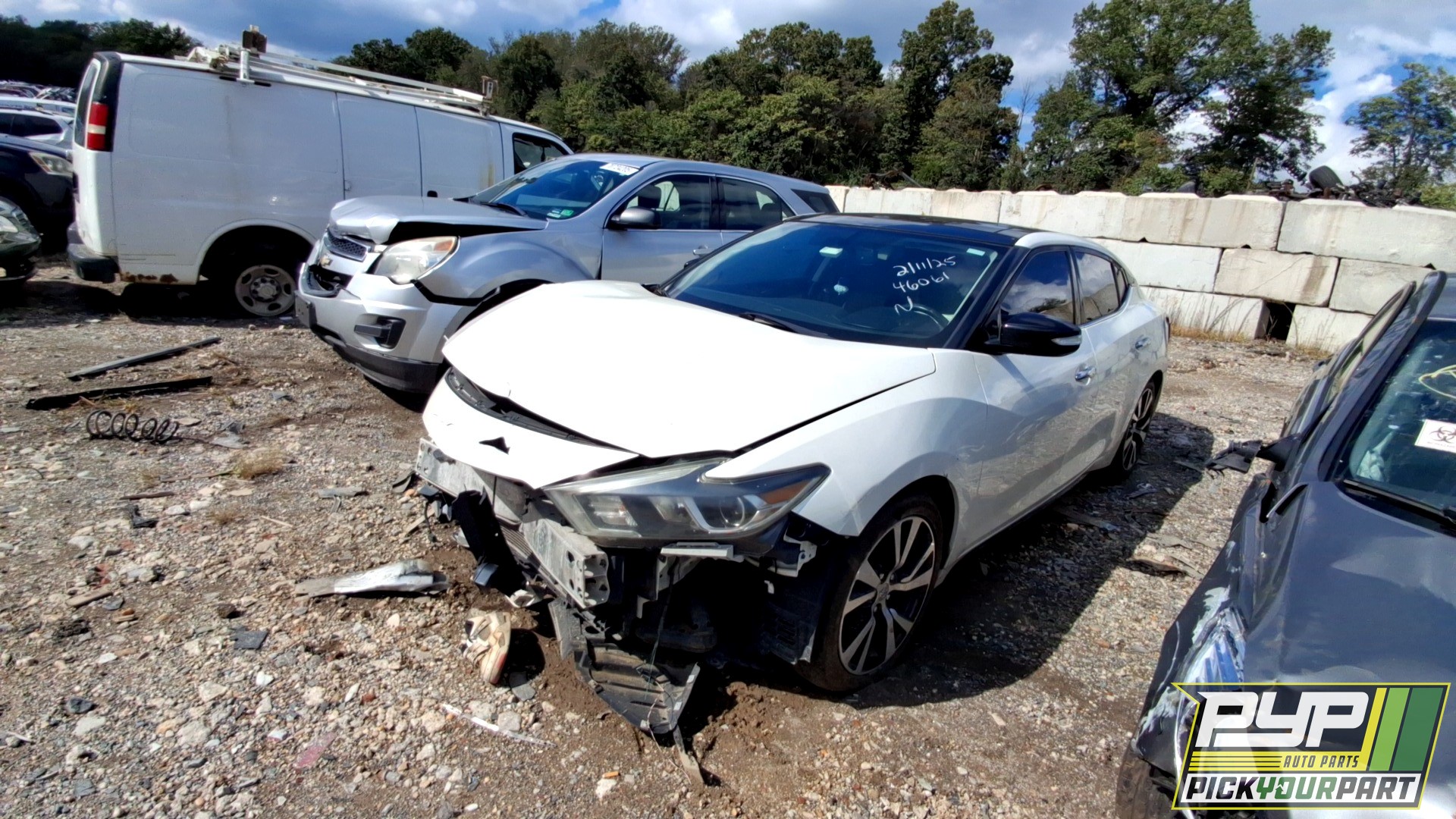 2016 NISSAN MAXIMA available for parts