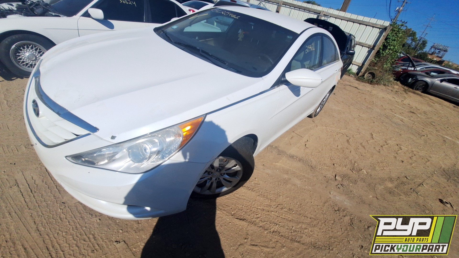 2013 HYUNDAI SONATA available for parts
