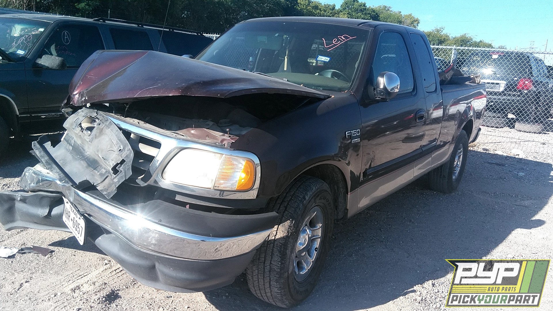 2000 FORD F-150 available for parts