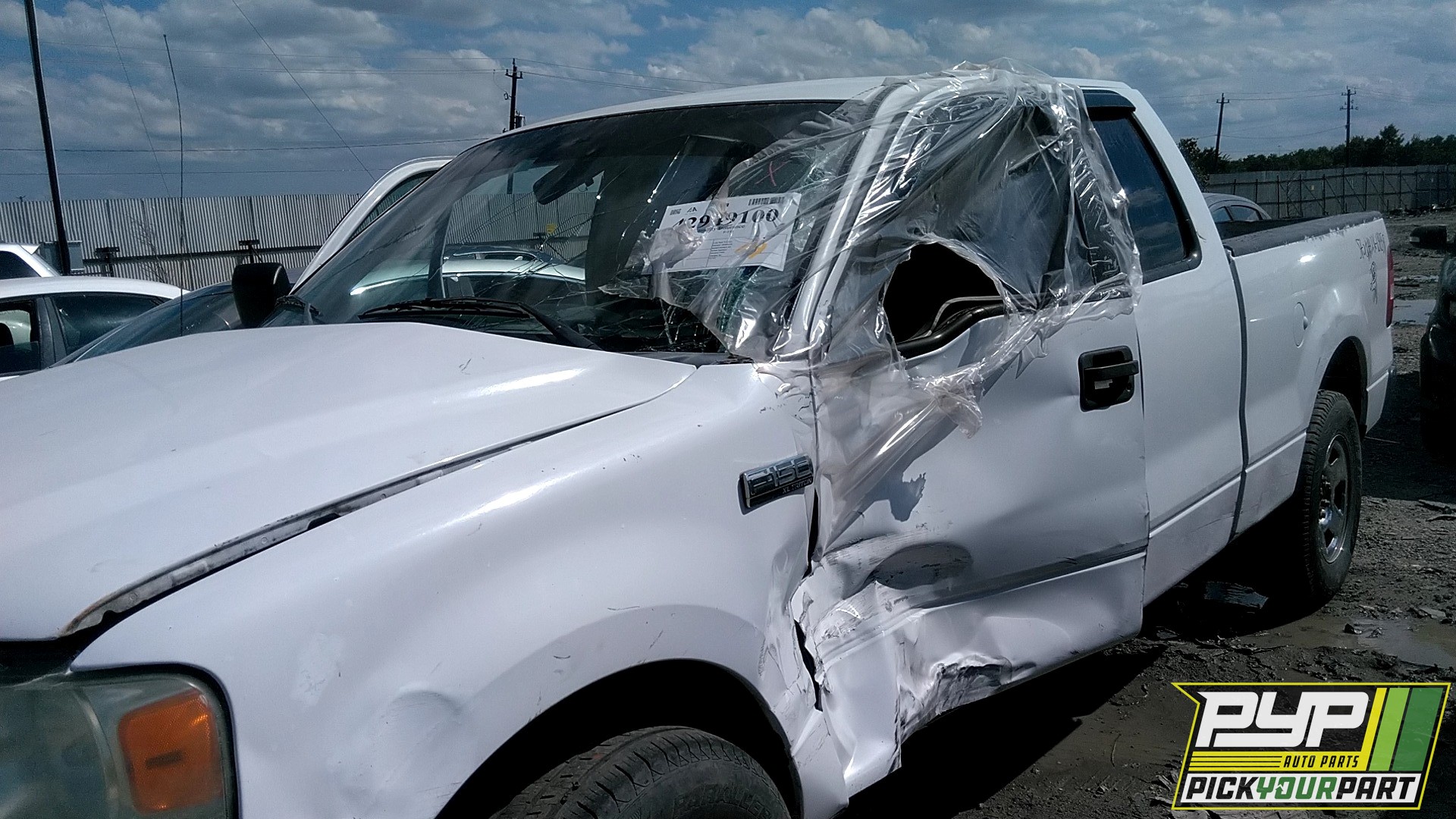 2006 FORD F-150 available for parts