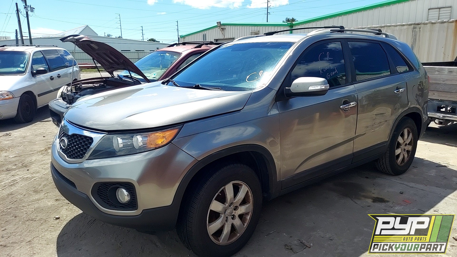 2012 KIA SORENTO available for parts