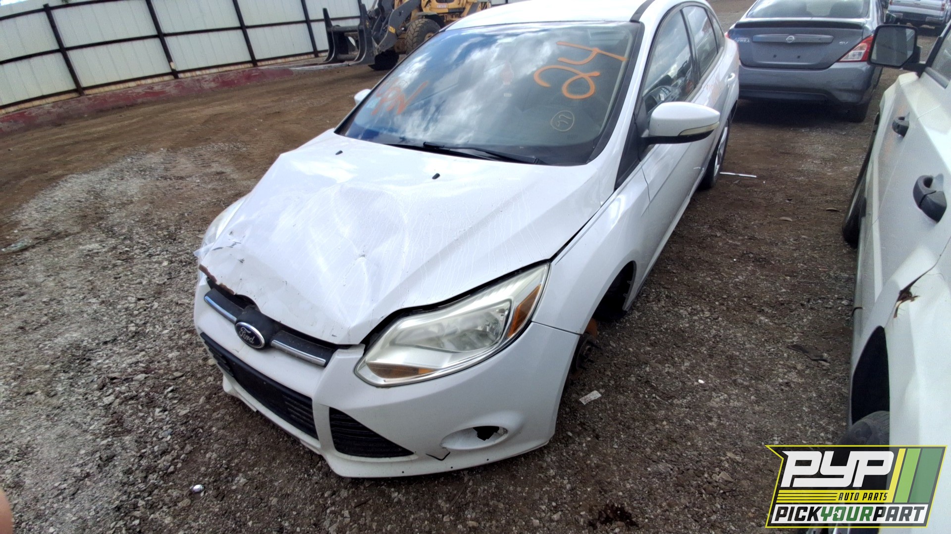 2013 FORD FOCUS available for parts