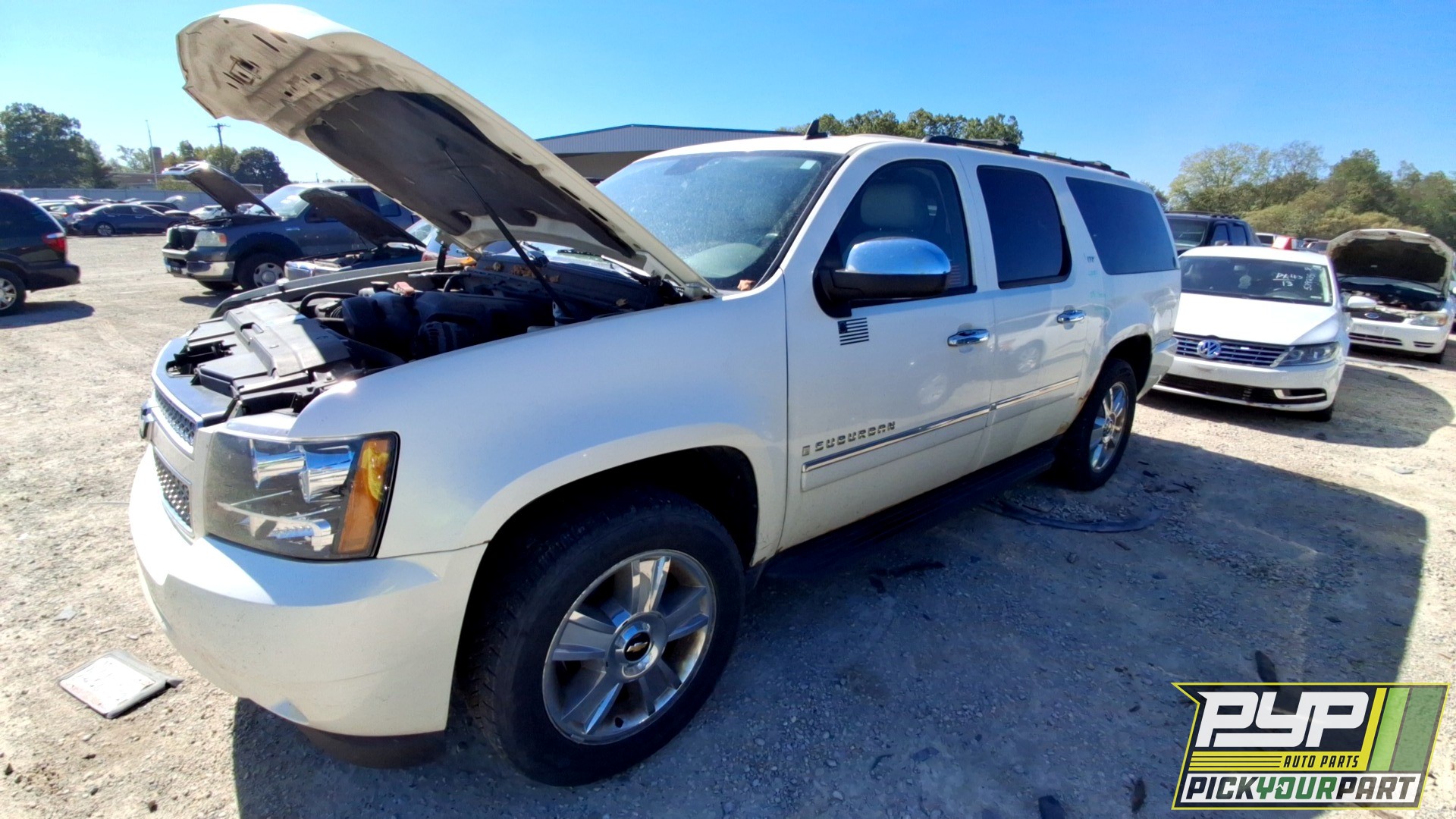 2009 CHEVROLET SUBURBAN 1500 available for parts