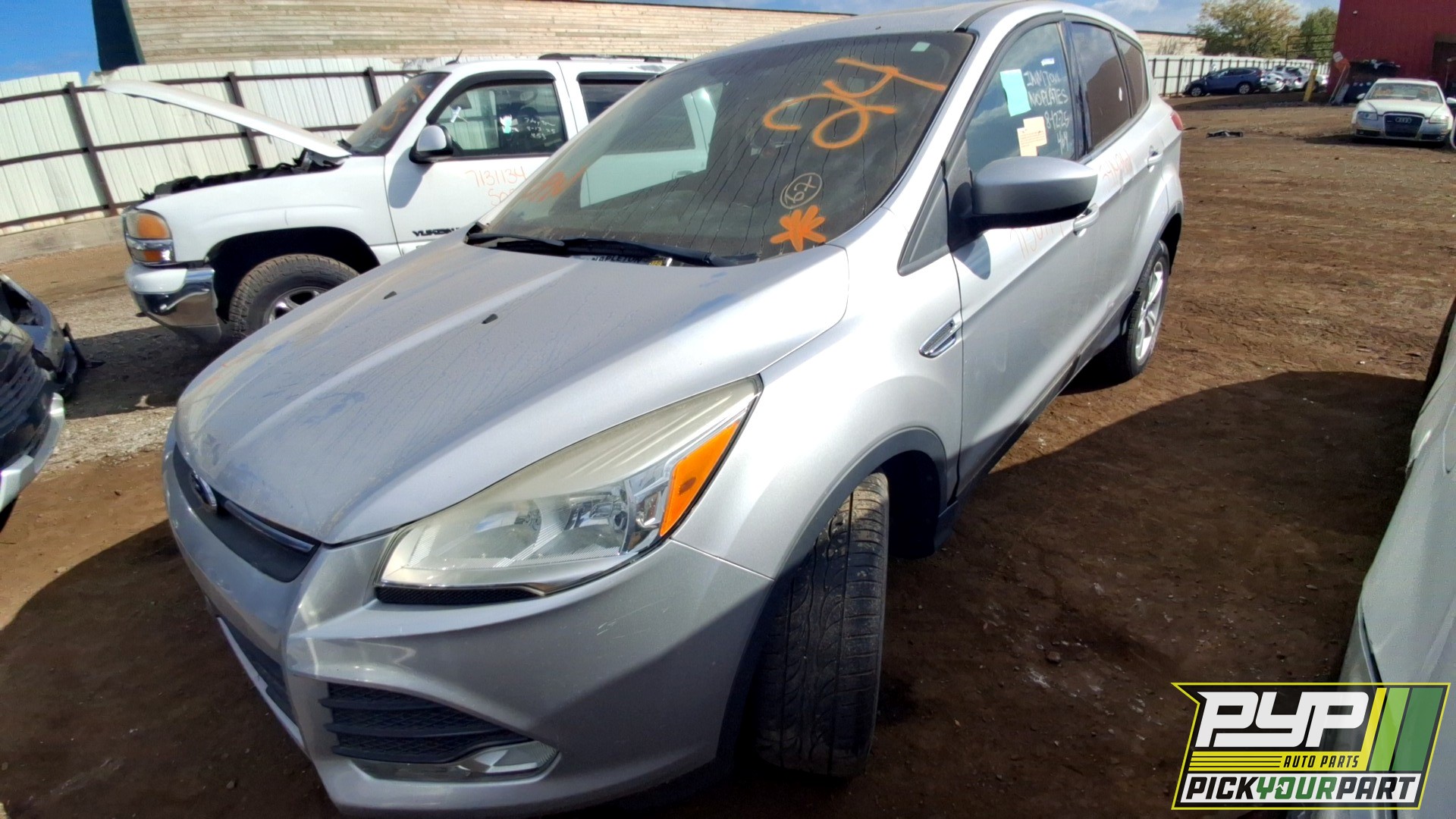 2014 FORD ESCAPE available for parts