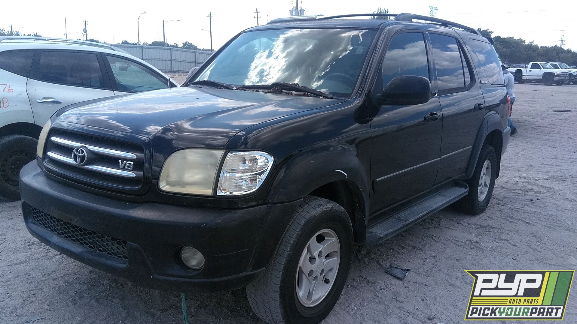 2001 TOYOTA SEQUOIA available for parts