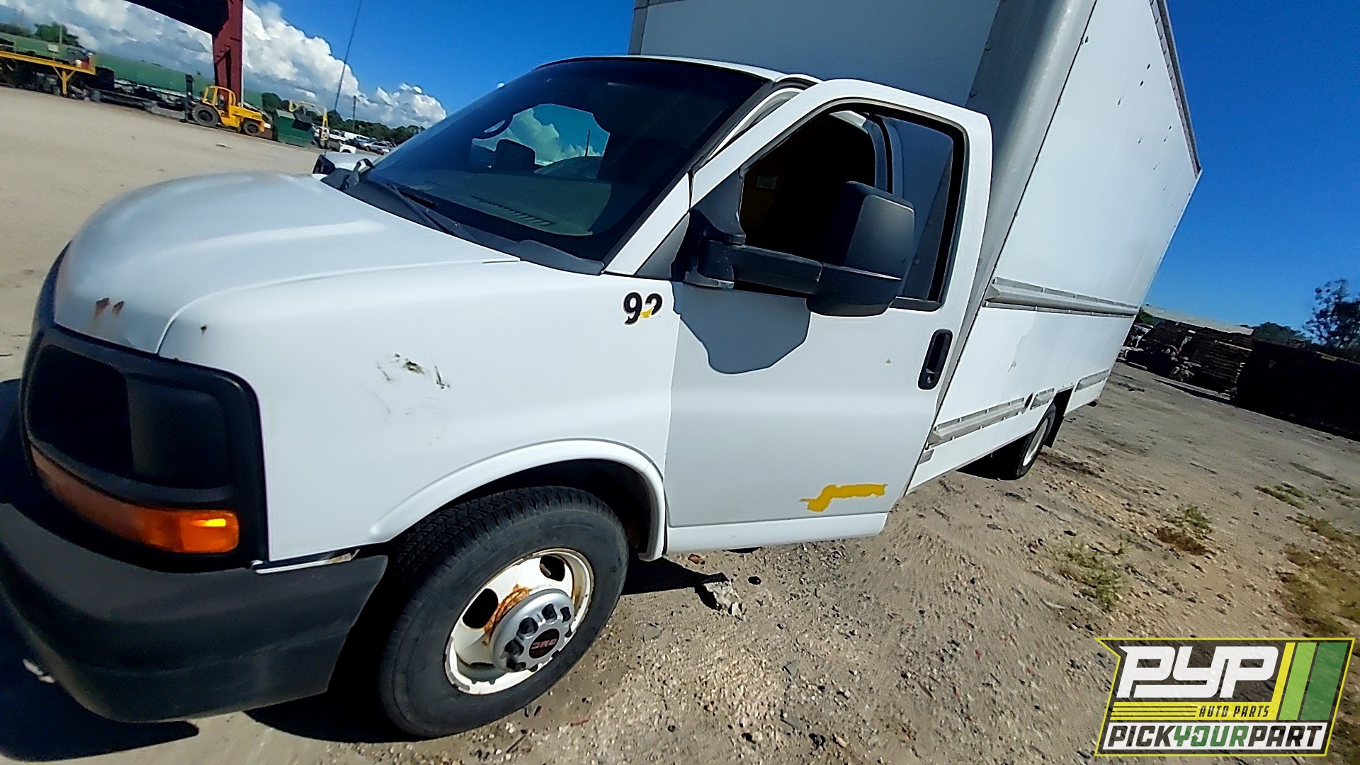 2012 GMC SAVANA 3500 partes disponibles