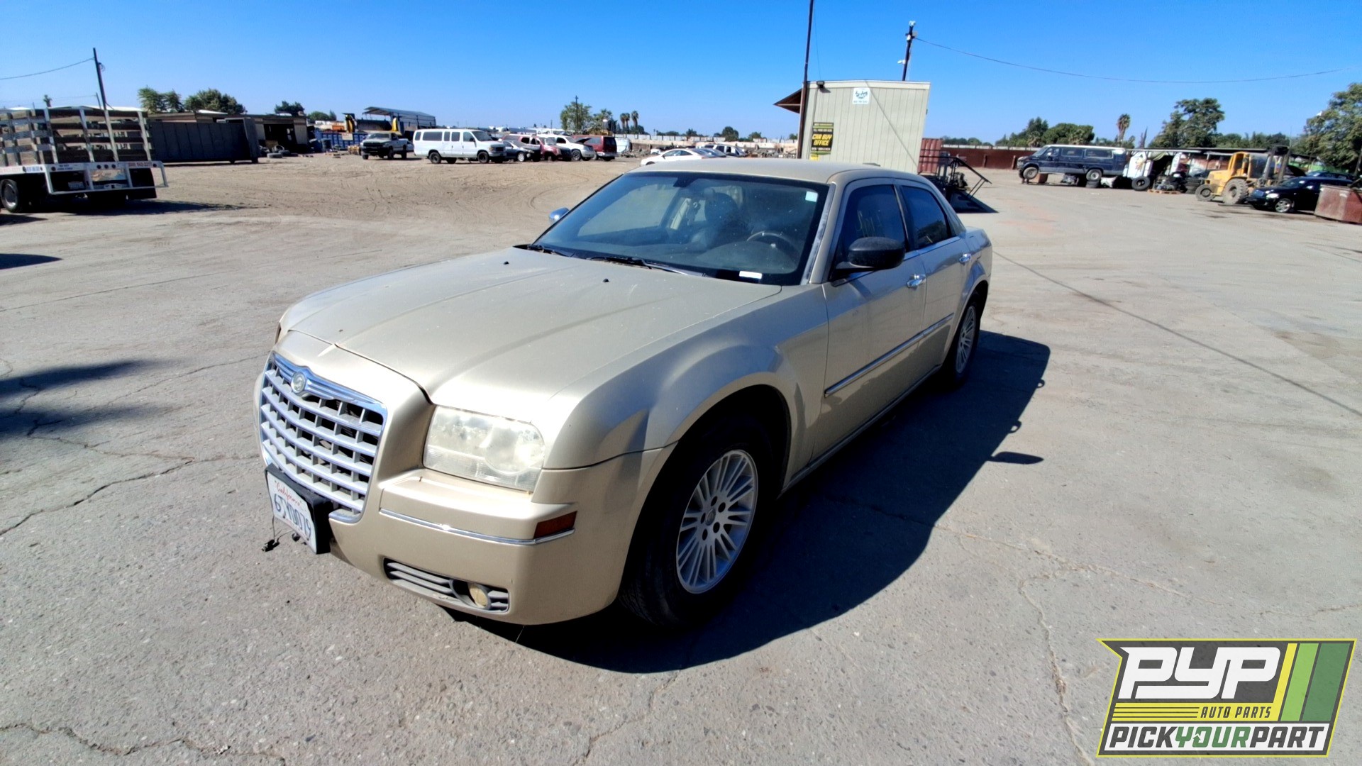 2010 CHRYSLER 300 available for parts