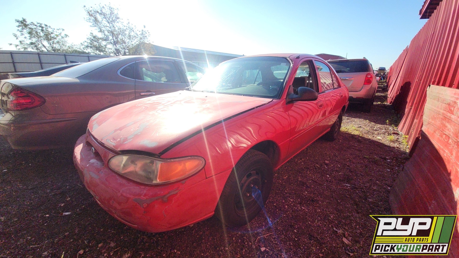 2000 FORD ESCORT partes disponibles