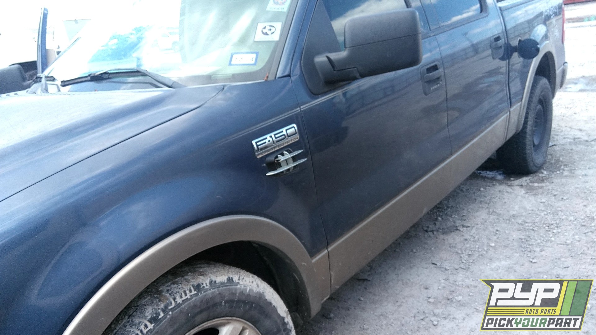 2004 FORD F-150 available for parts