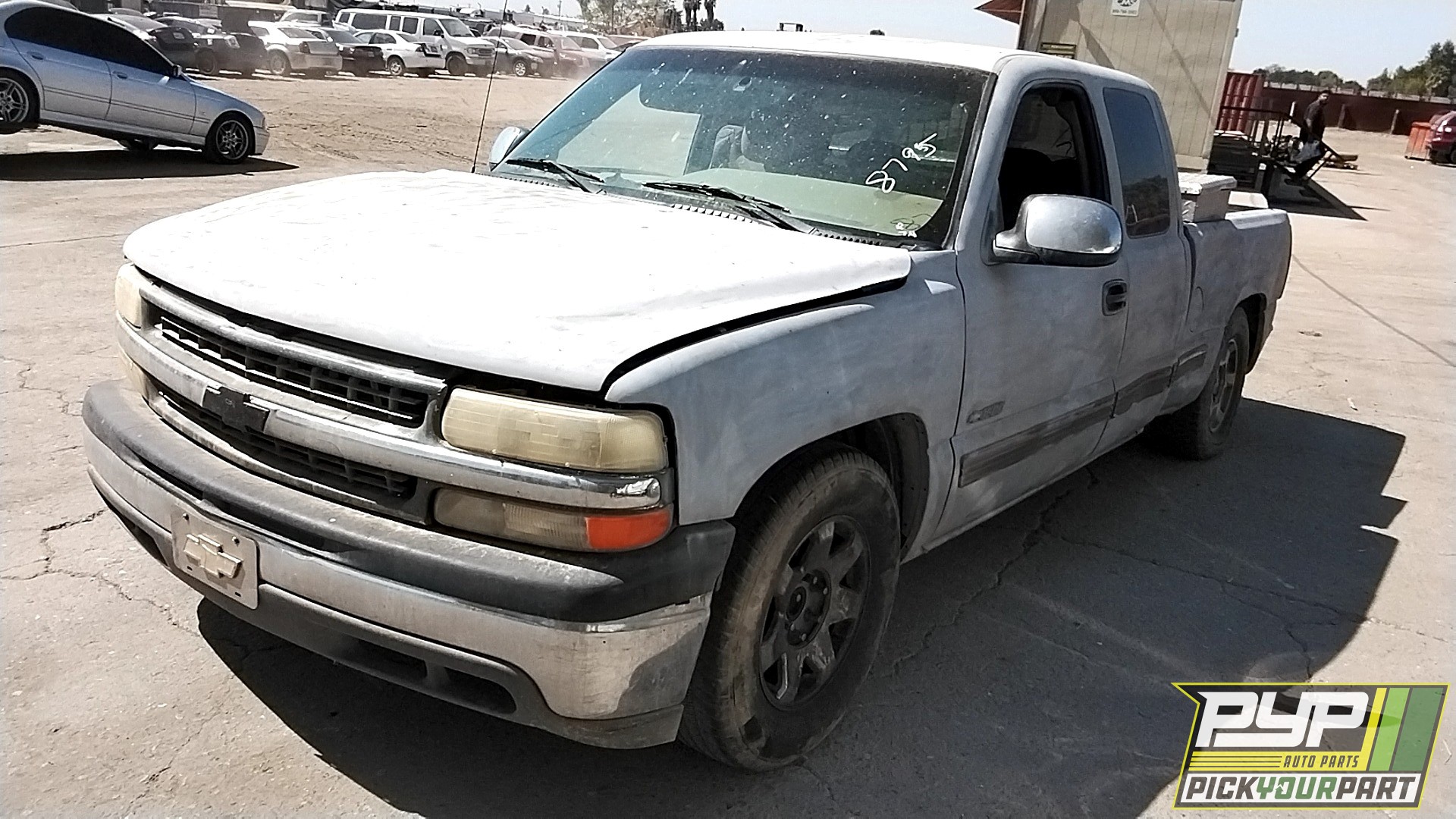 2000 CHEVROLET SILVERADO 1500 available for parts