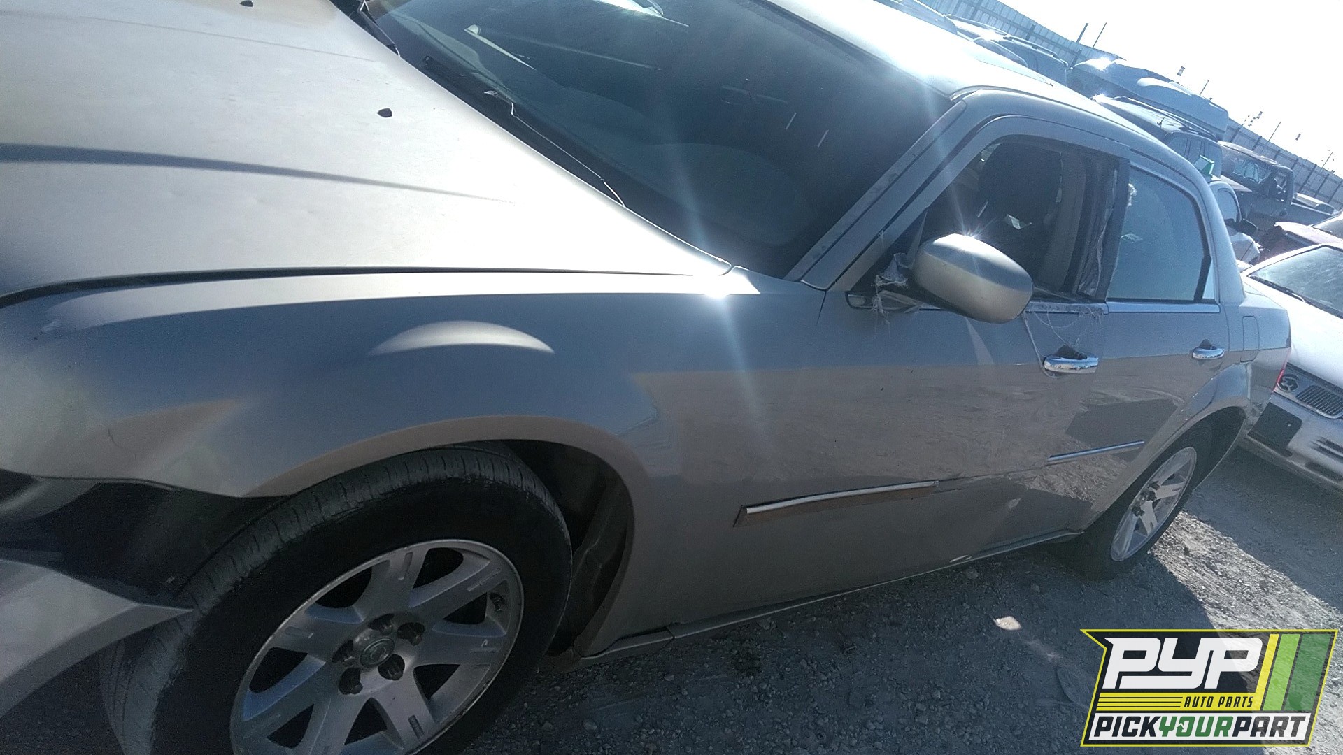 2006 CHRYSLER 300 available for parts