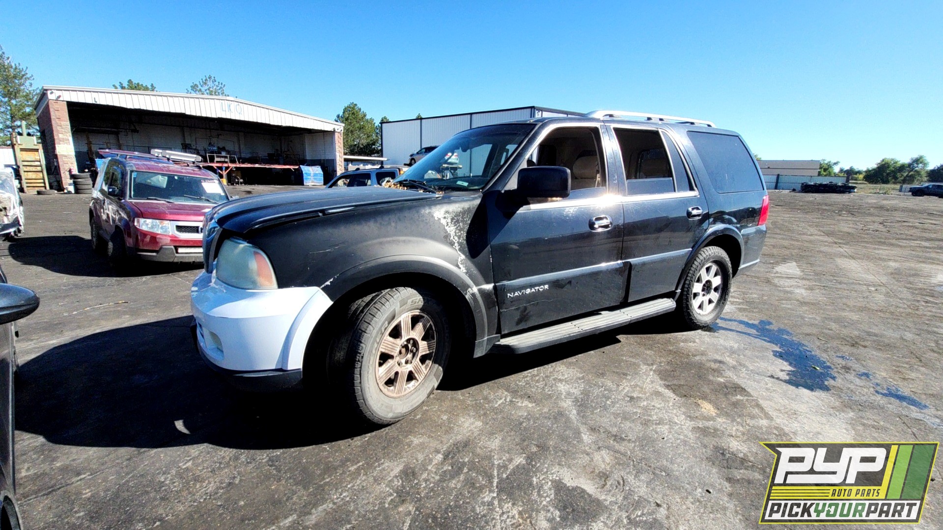 2006 LINCOLN NAVIGATOR available for parts