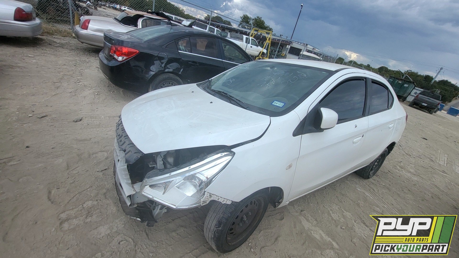 2018 MITSUBISHI MIRAGE G4 partes disponibles