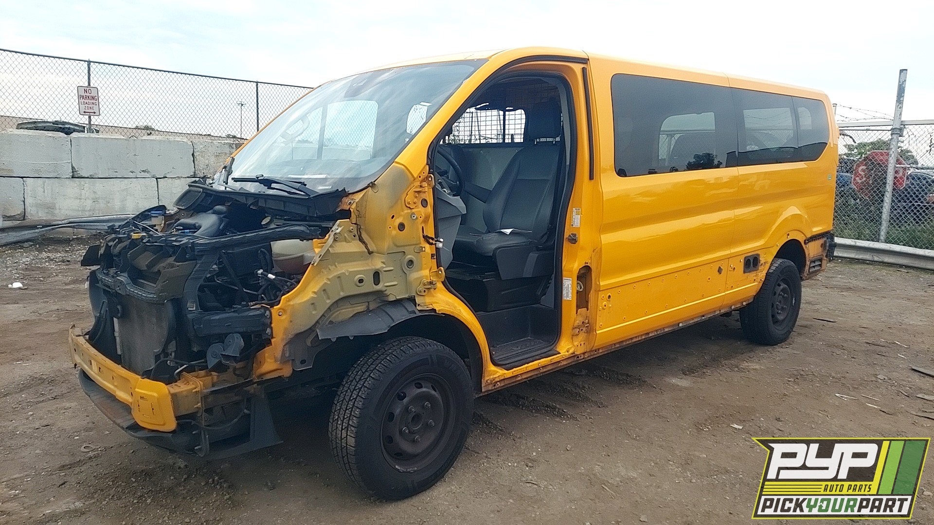 2015 FORD TRANSIT-250 partes disponibles