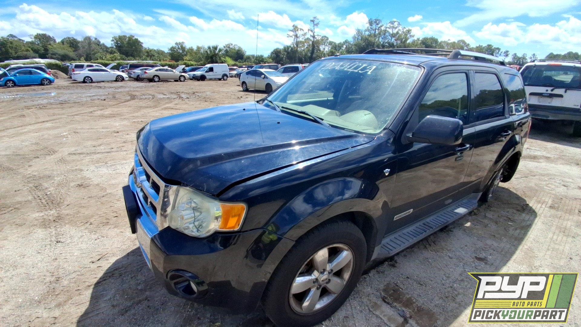 2008 FORD ESCAPE available for parts