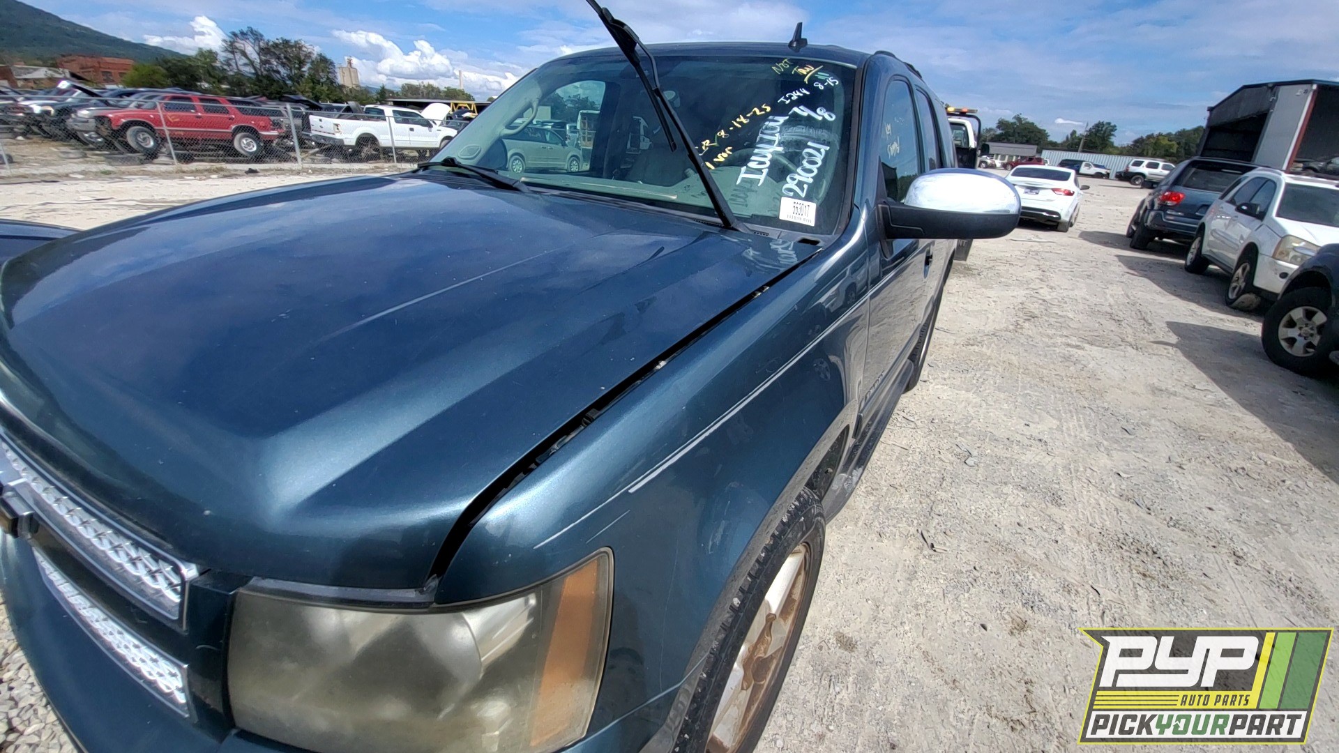 2009 CHEVROLET TAHOE available for parts